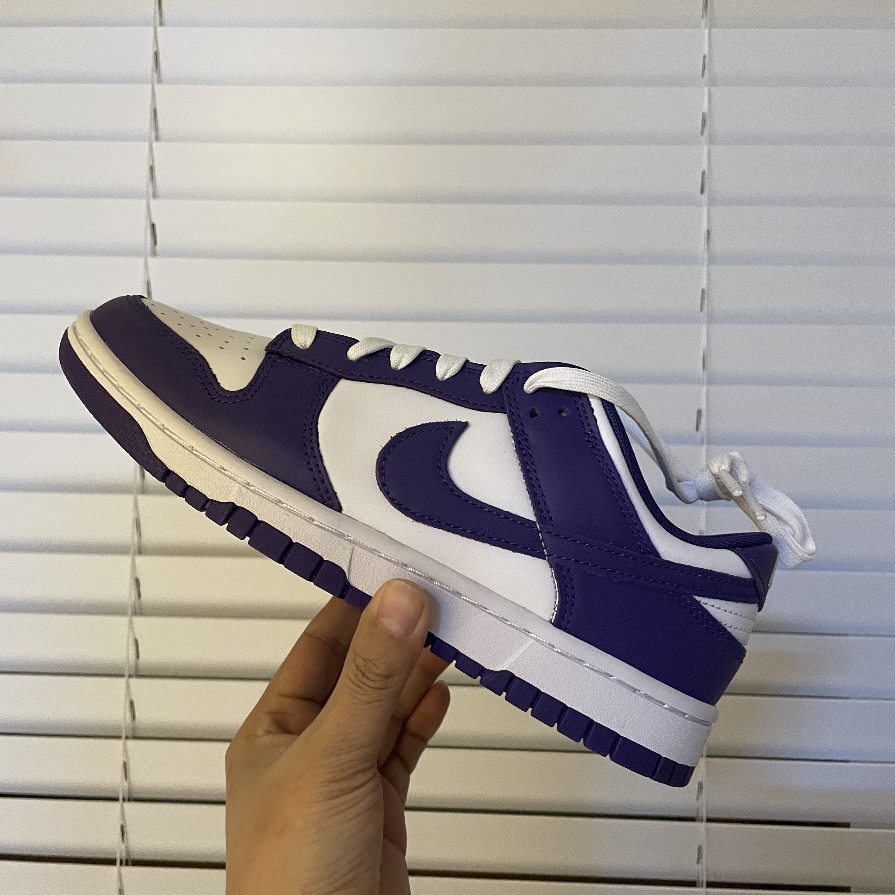 Nike Dunk Low Retro Championship Court Purple 착용 스타일 - 1