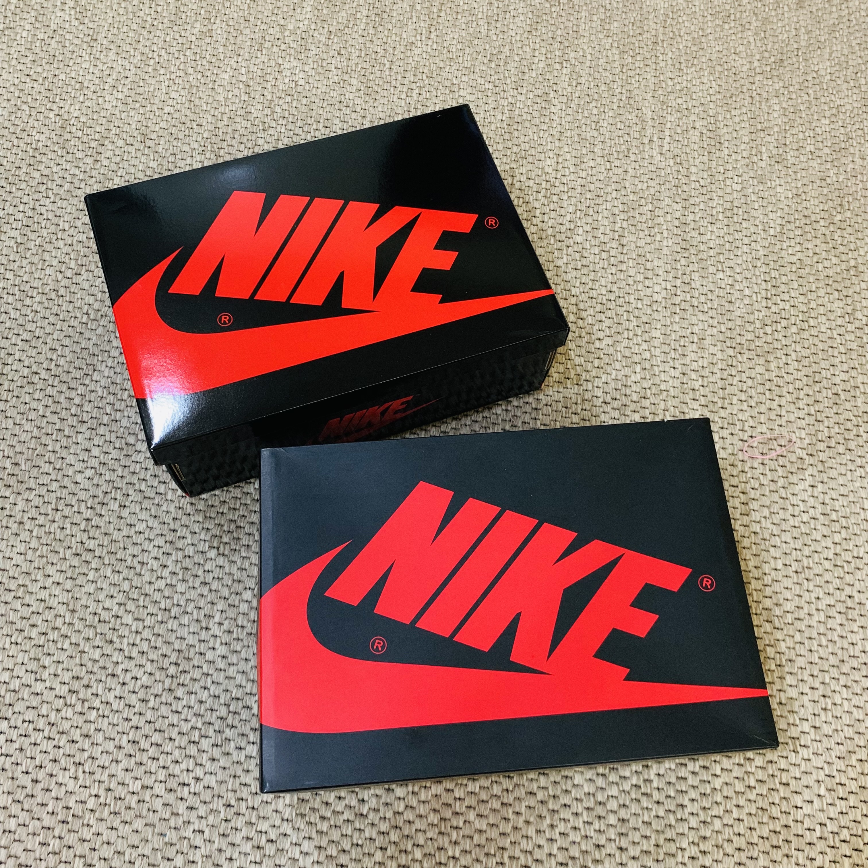 Jordan 1 Retro High OG Patent Bred, Jordan 1 Retro High OG Bred Banned 2016 착용 스타일 - 1
