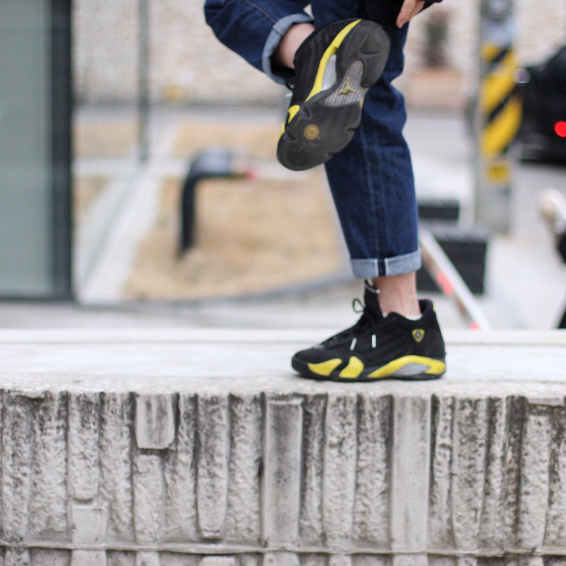 Jordan 14 Retro Thunder 착용 스타일