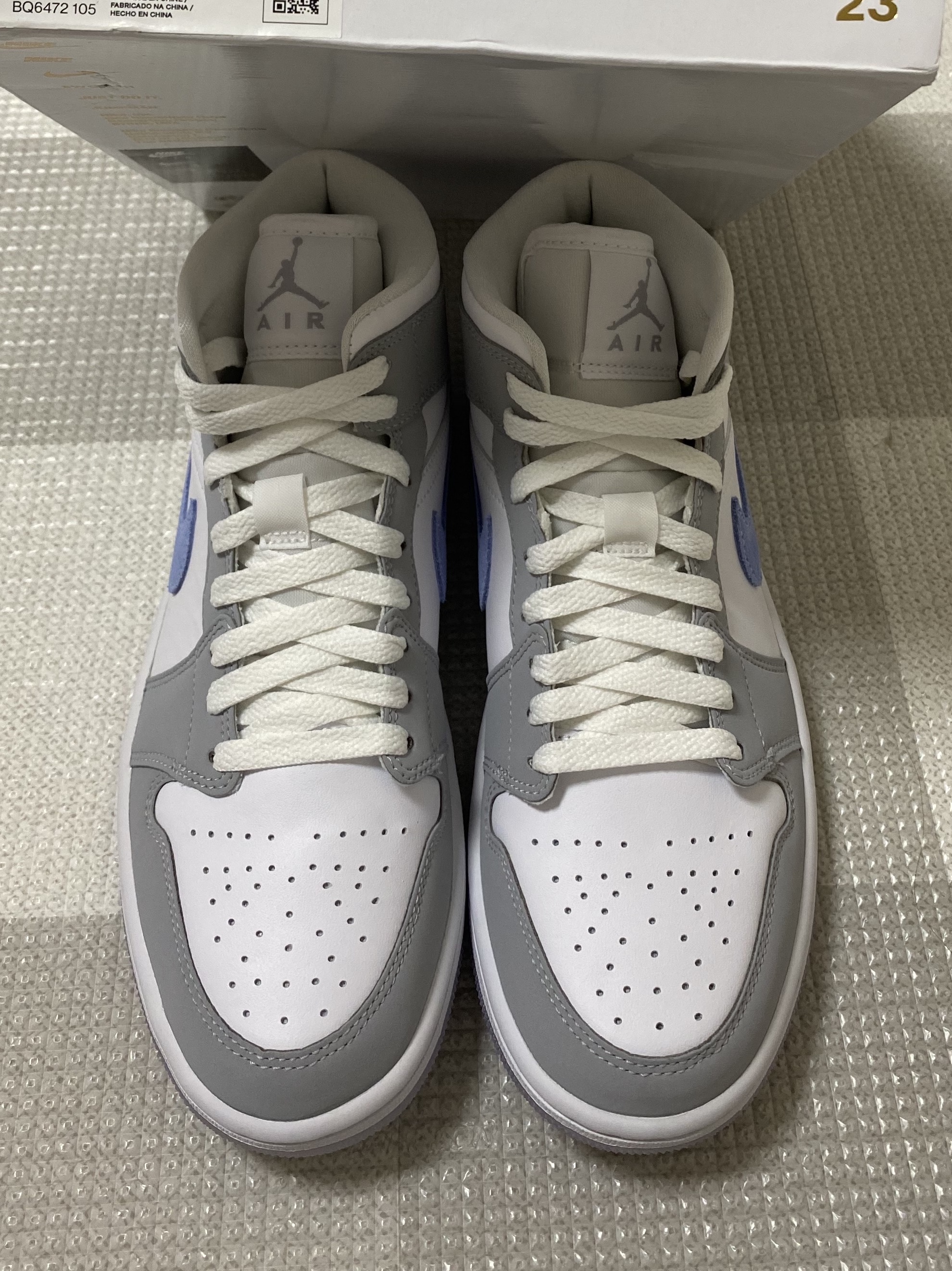 (W) Jordan 1 Mid Wolf Grey 착용 스타일 - 1