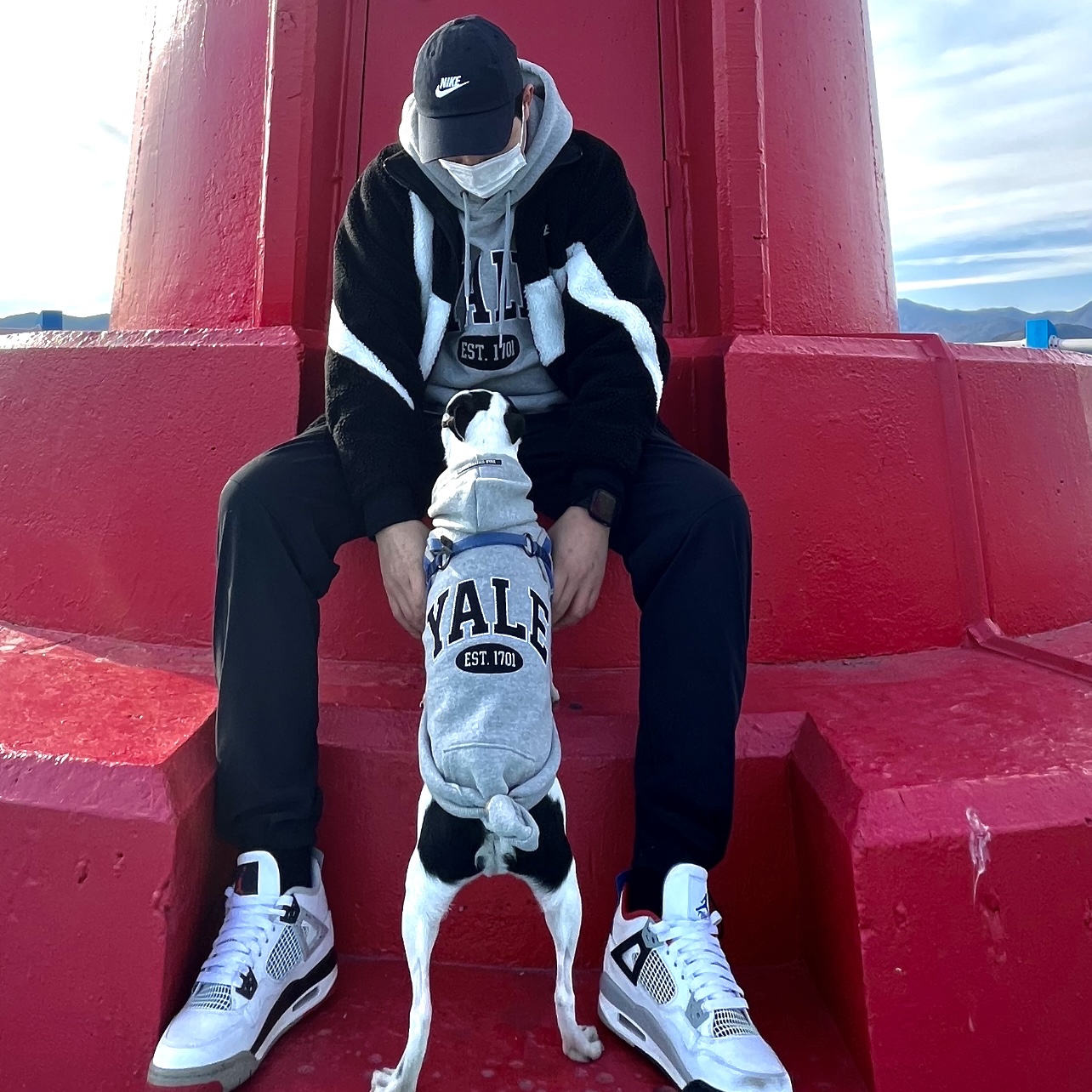 Nike Heritage 86 Futura Washed Cap Black White, Nike Big Swoosh Full Zip Jacket Black Sail 착용 스타일