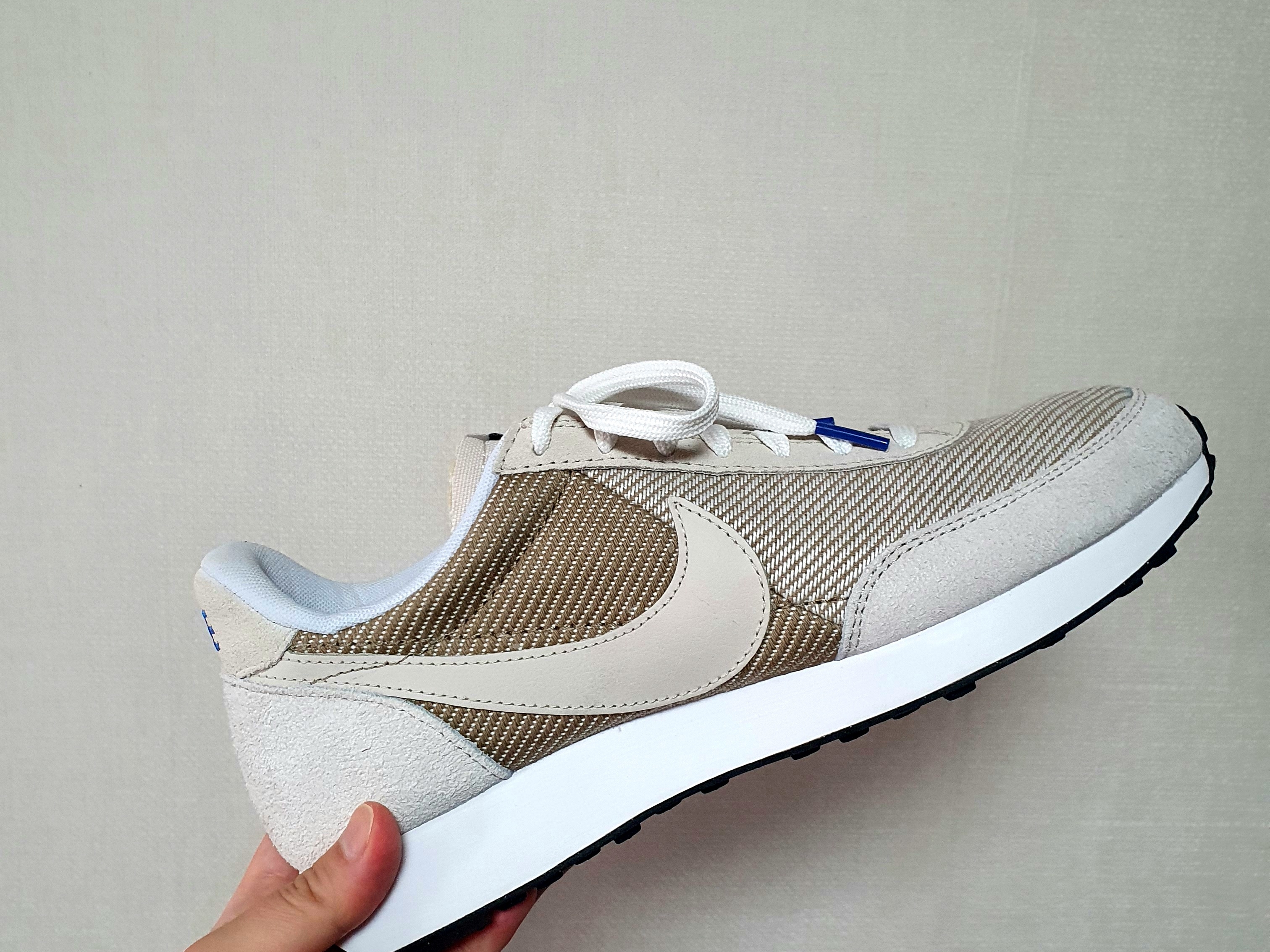 Nike Air Tailwind 79 SE Khaki 착용 스타일
