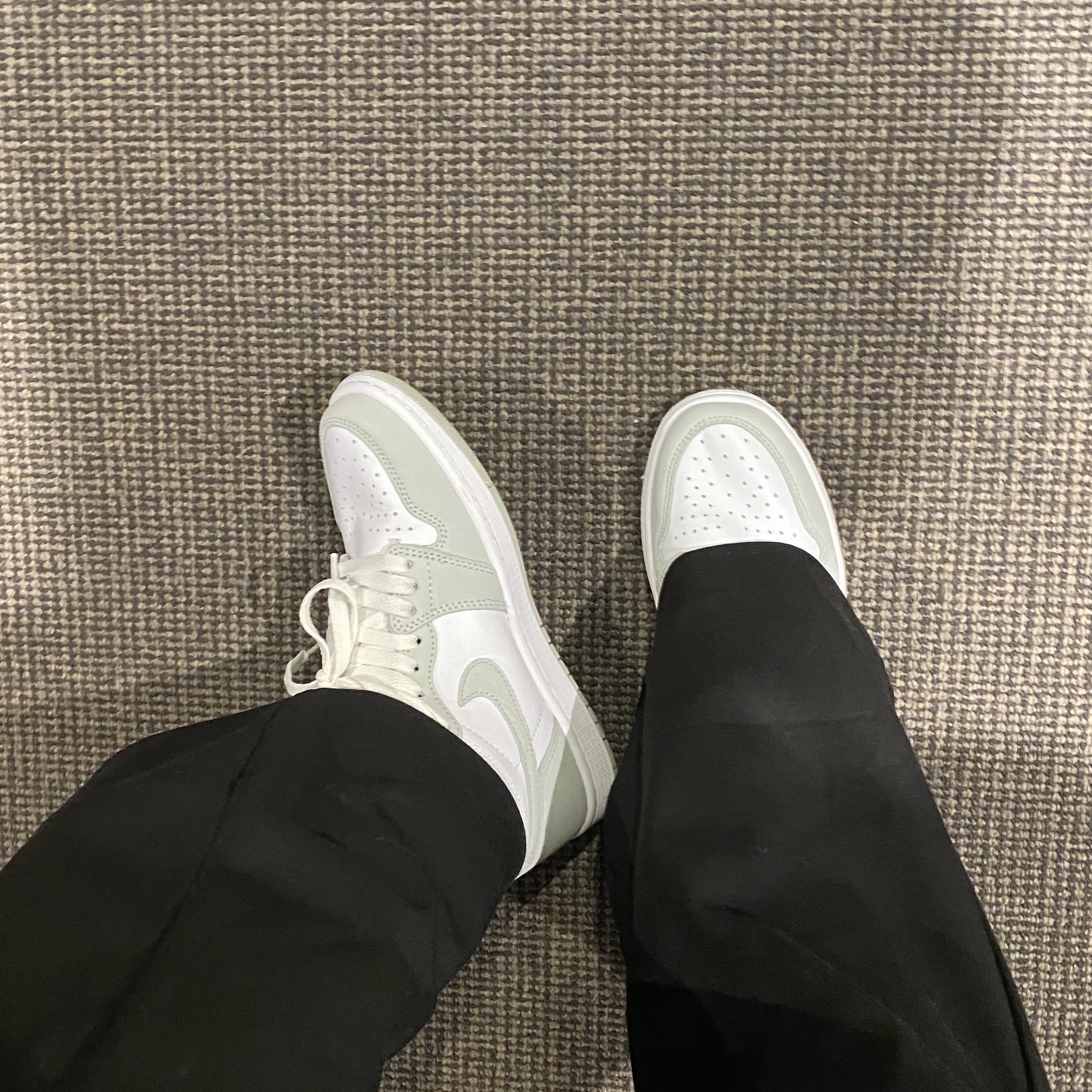 (W) Jordan 1 Retro High OG Seafoam 착용 스타일