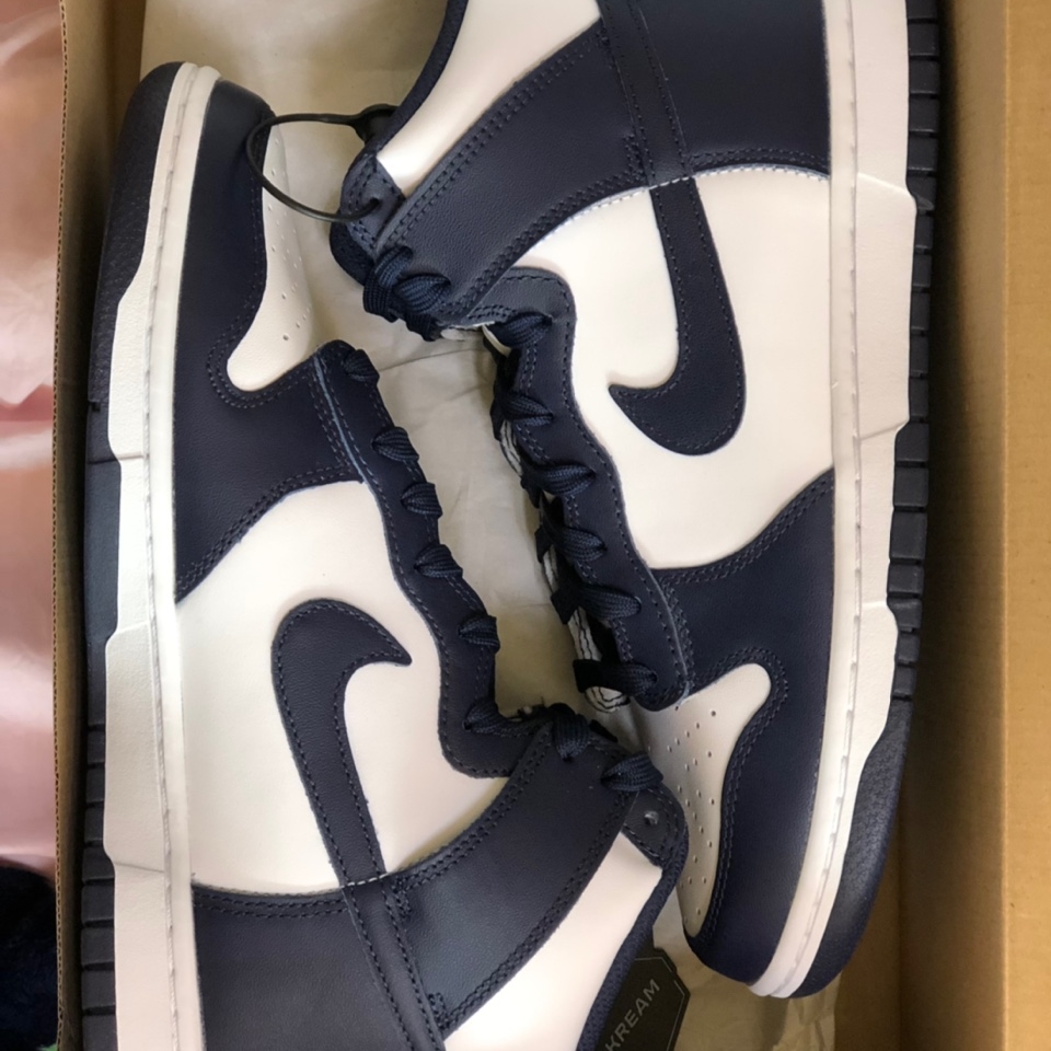 Nike Dunk High Retro Championship Navy 착용 스타일 - 2