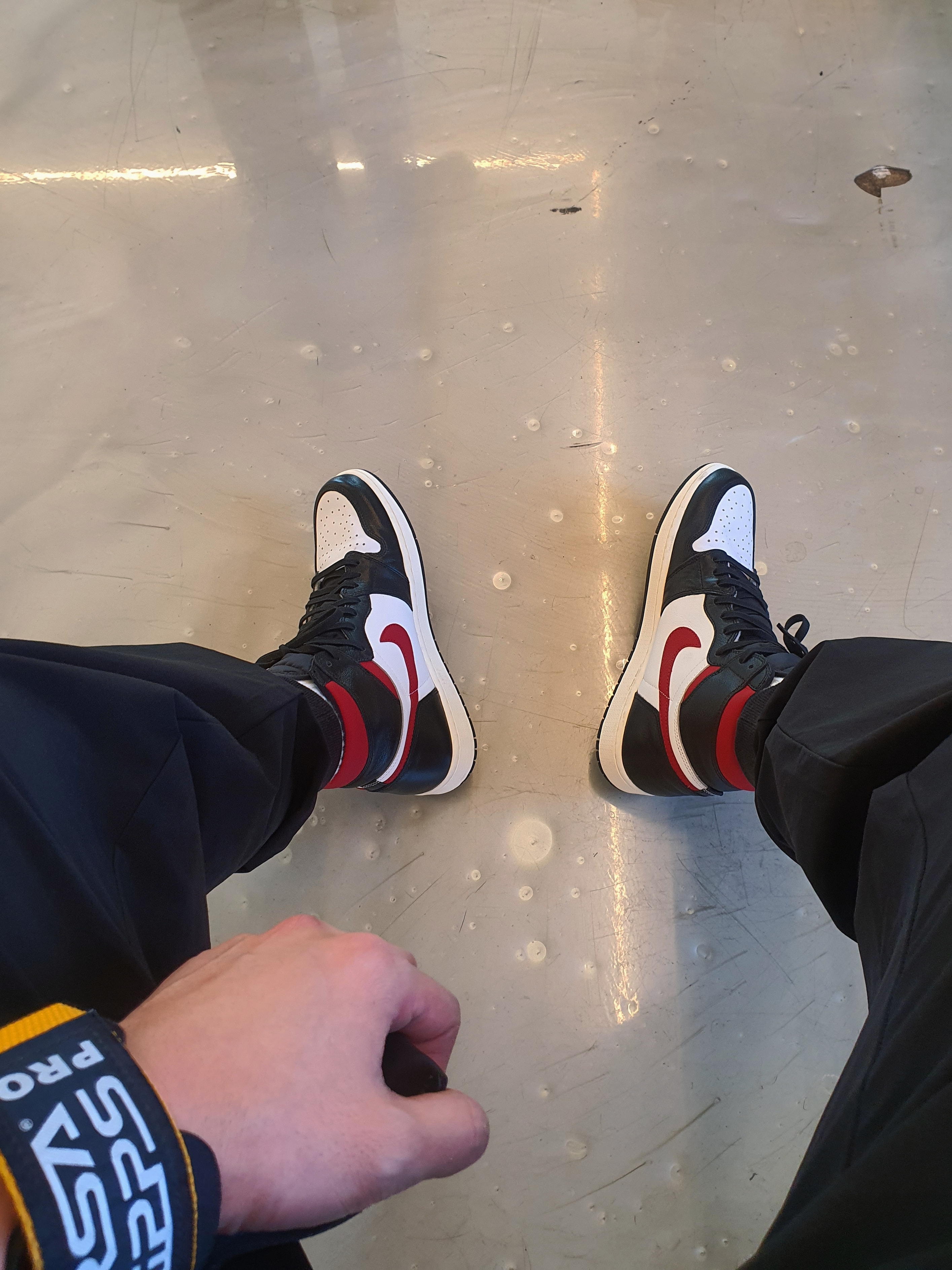 Jordan 1 Retro High OG Gym Red, Supreme Pigment Print S Logo 6-Panel Black - 20SS 착용 스타일 - 3