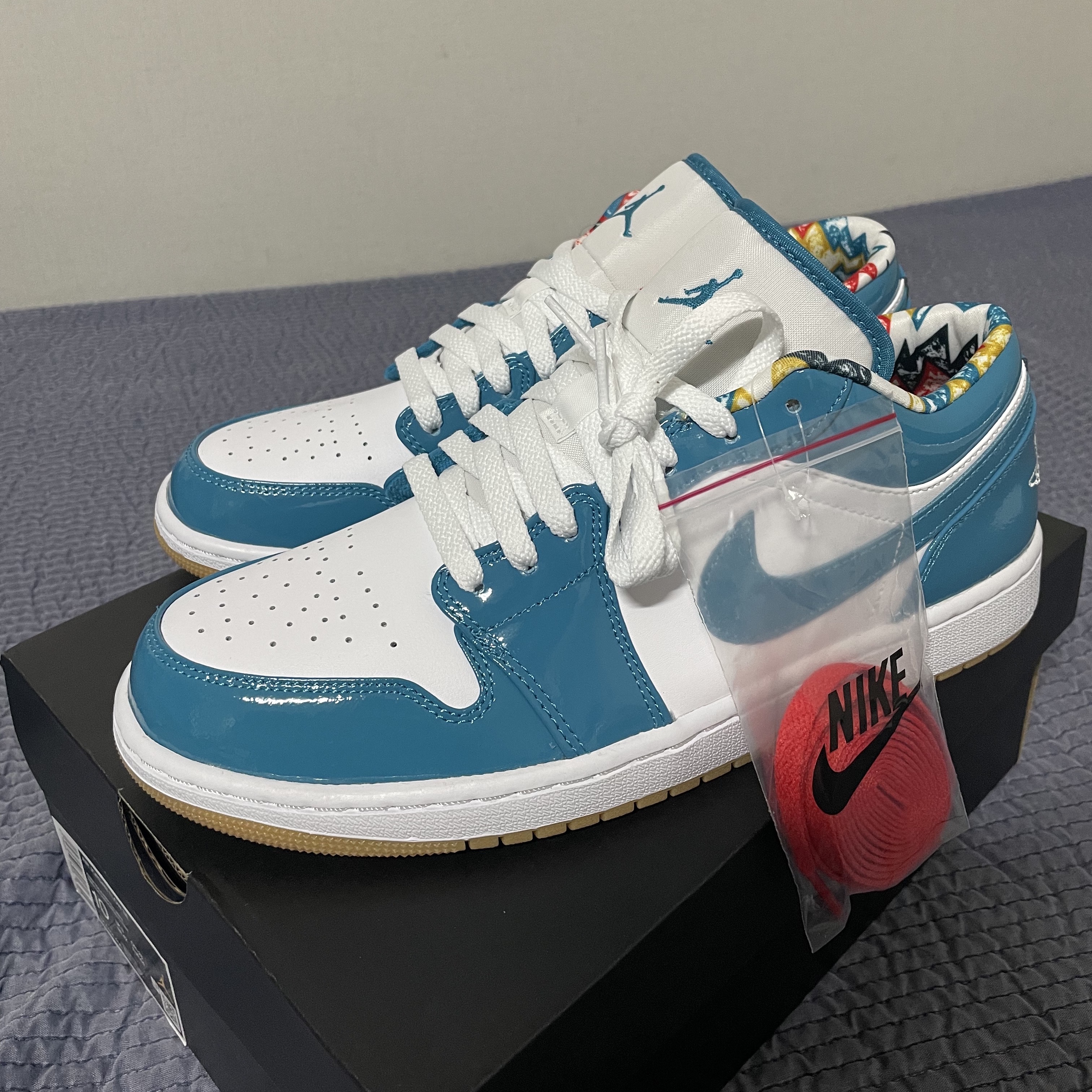 Jordan 1 Low SE Barcelona 착용 스타일