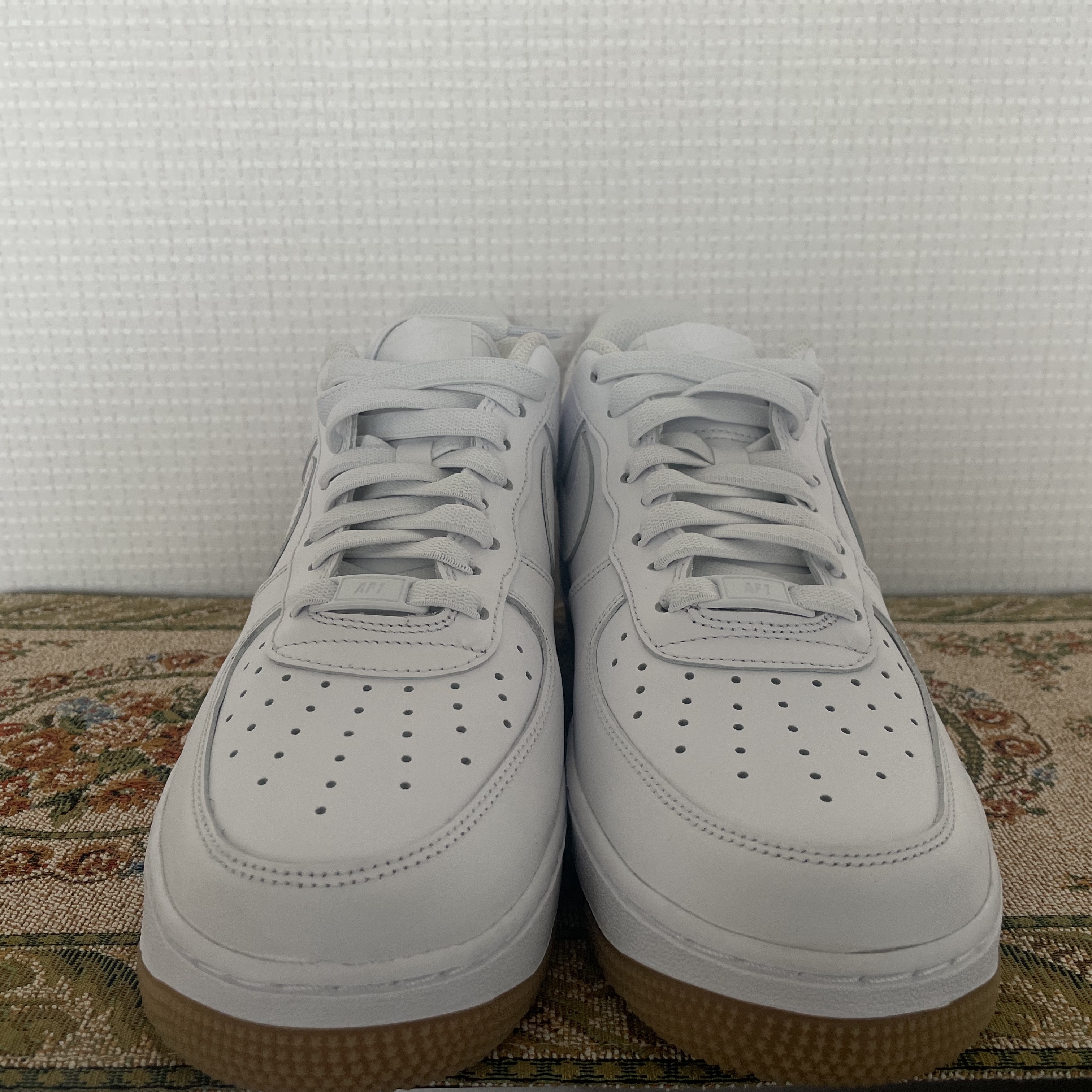 Nike Air Force 1 '07 White Gum Light Brown 착용 스타일 - 1