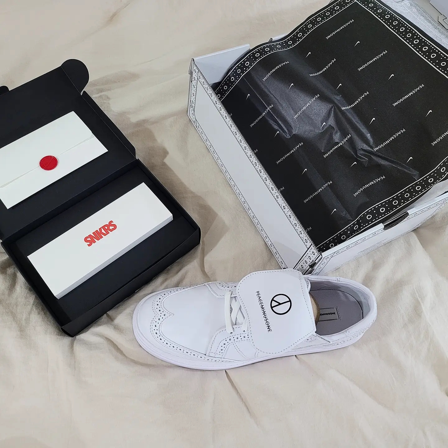 Nike x Peaceminusone Kwondo1 White 착용 스타일 - 5