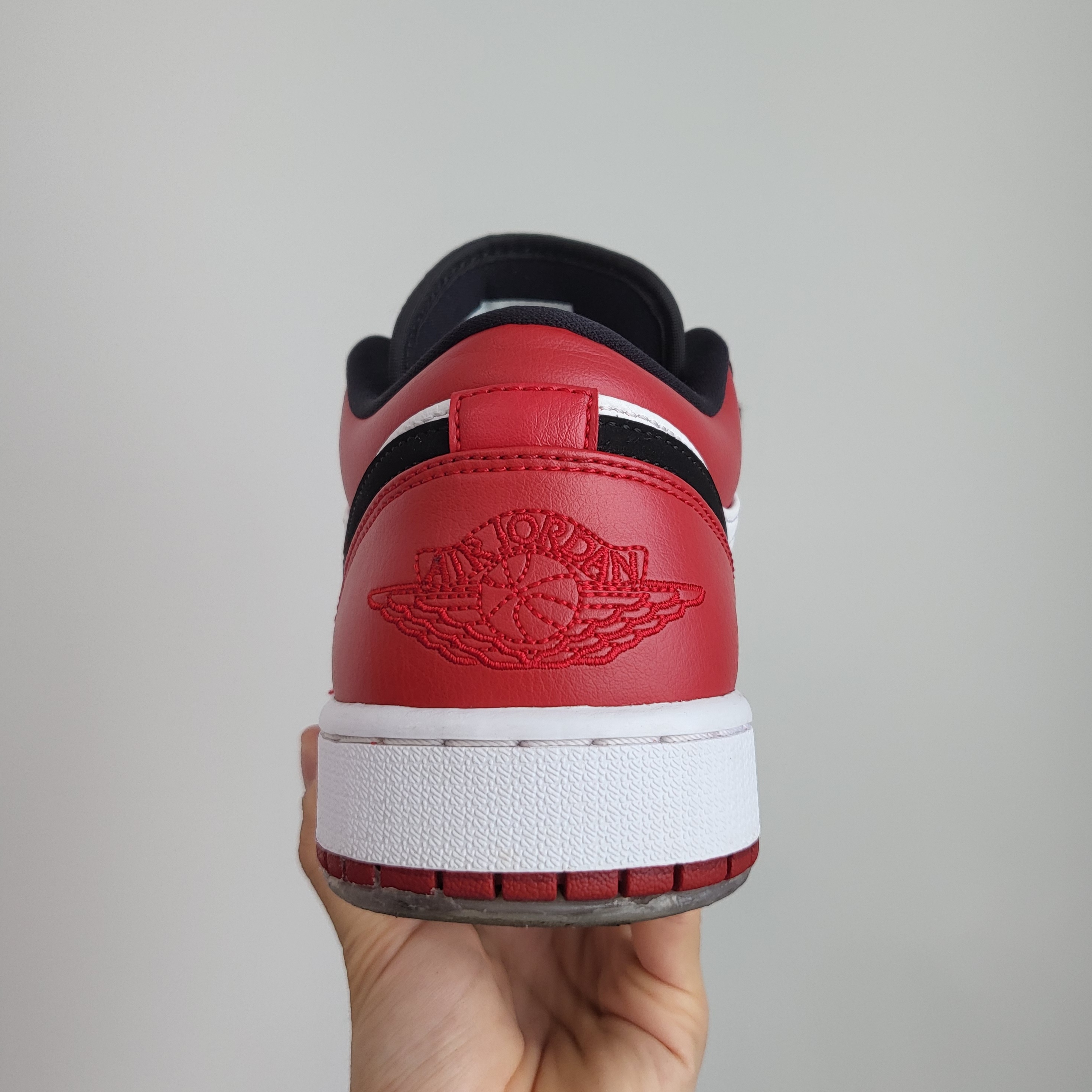 Jordan 1 Low Black Toe, (GS) Jordan 1 Low Black Toe 착용 스타일 - 4