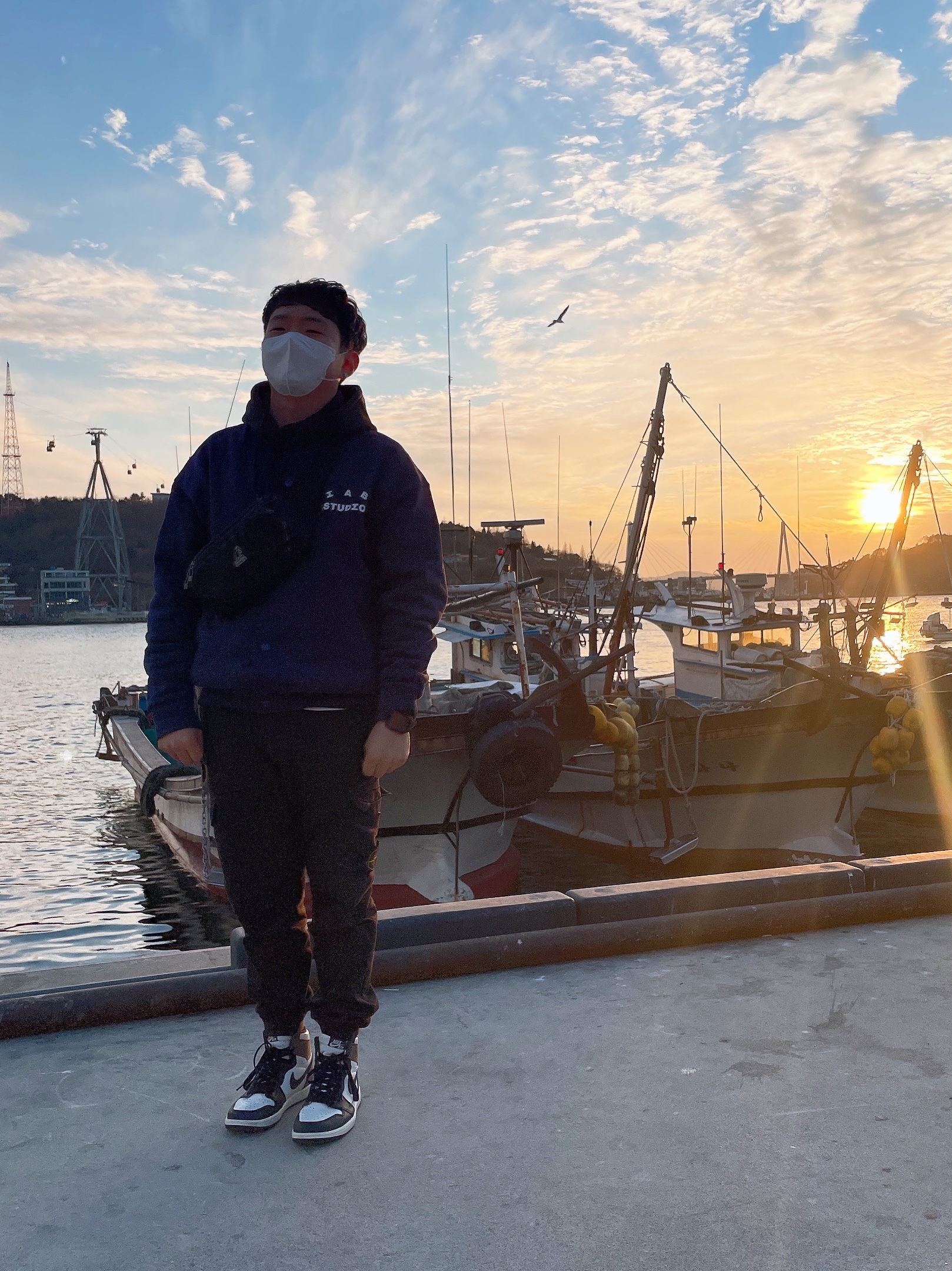 Jordan 1 Retro High OG Black Mocha, IAB Studio Cotton Stadium Jacket Navy - 21SS 착용 스타일