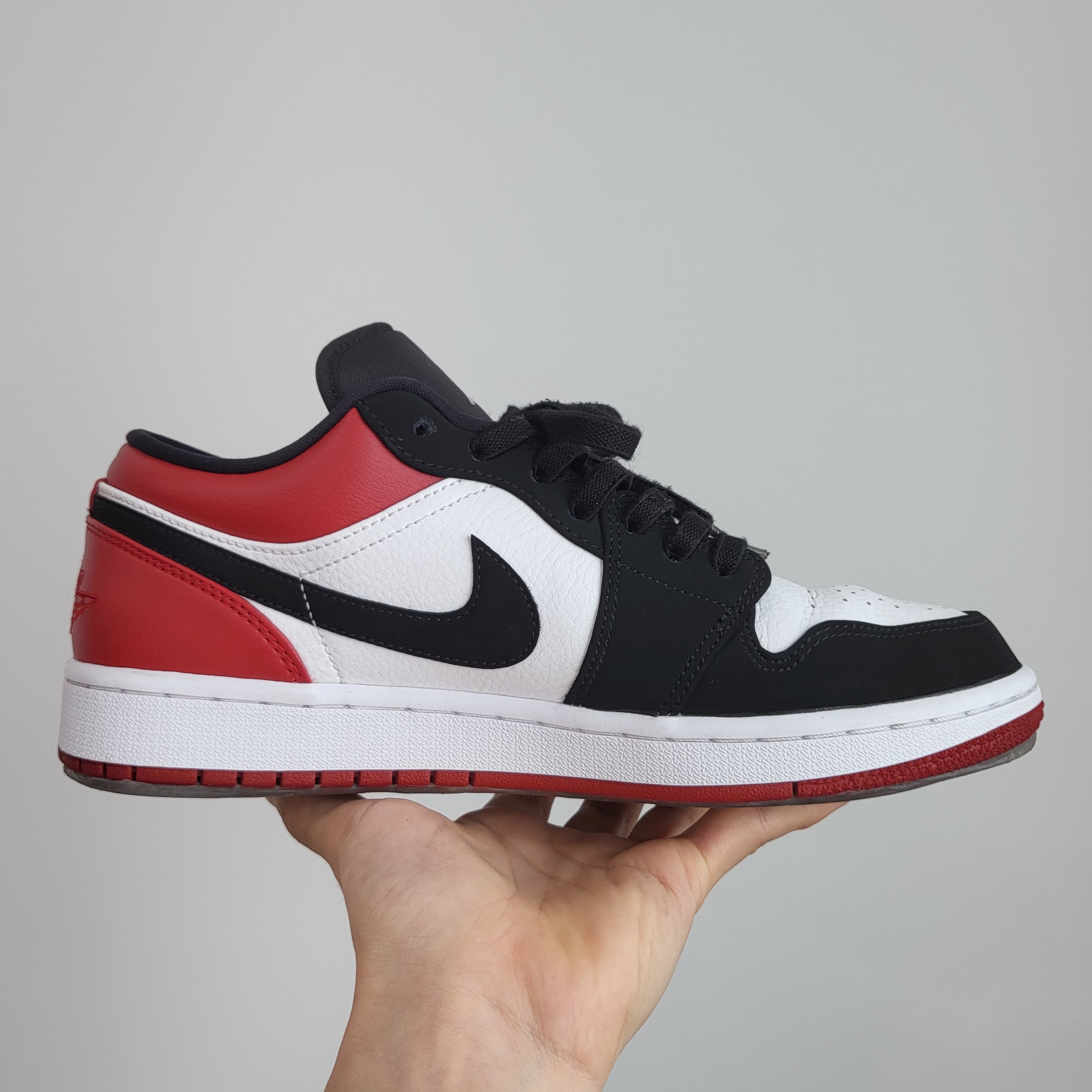 Jordan 1 Low Black Toe, (GS) Jordan 1 Low Black Toe 착용 스타일 - 3