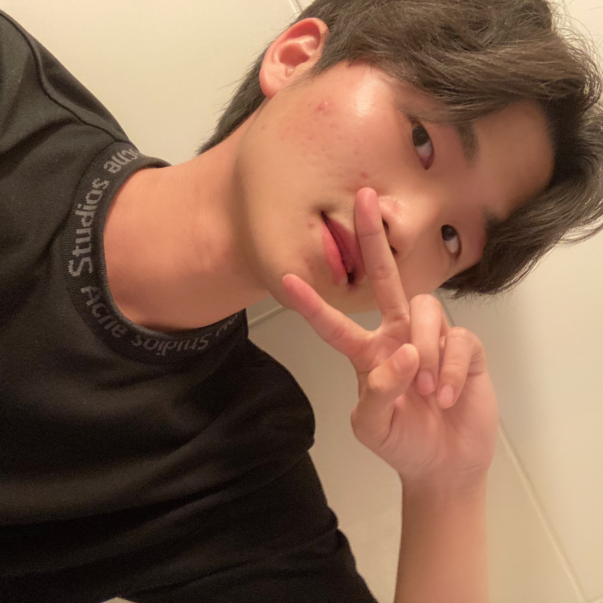 Acne Studios Logo Binding T-Shirt Black 착용 스타일 - 1