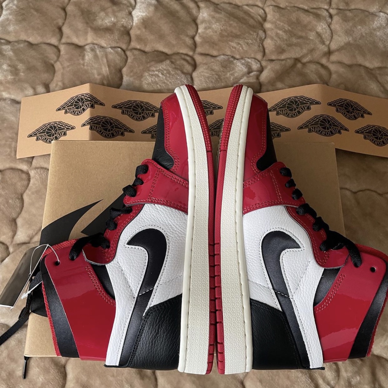 (W) Jordan 1 Zoom Air CMFT Gym Red Black 착용 스타일
