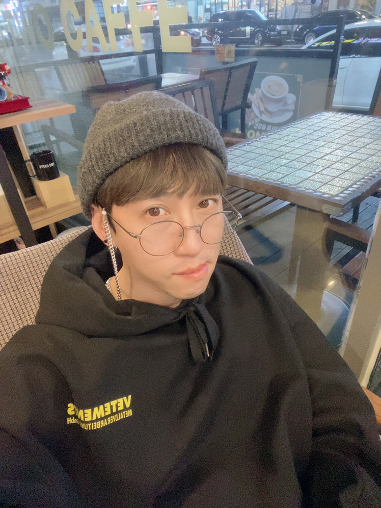 KREAM 프로필 이미지