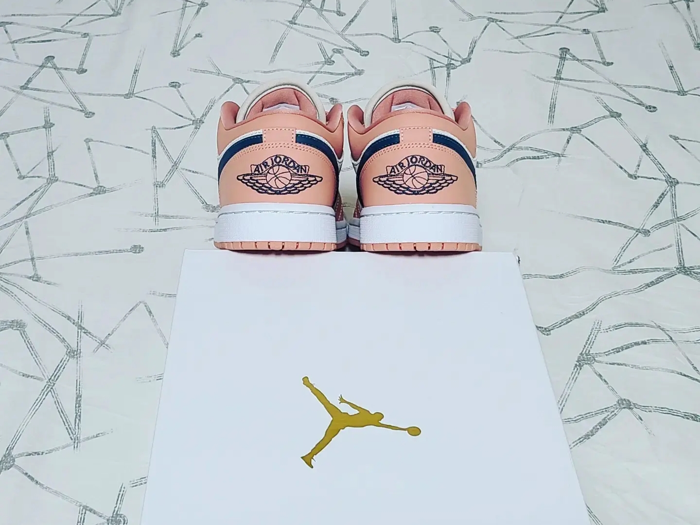 (W) Jordan 1 Low Light Madder Root 착용 스타일 - 5