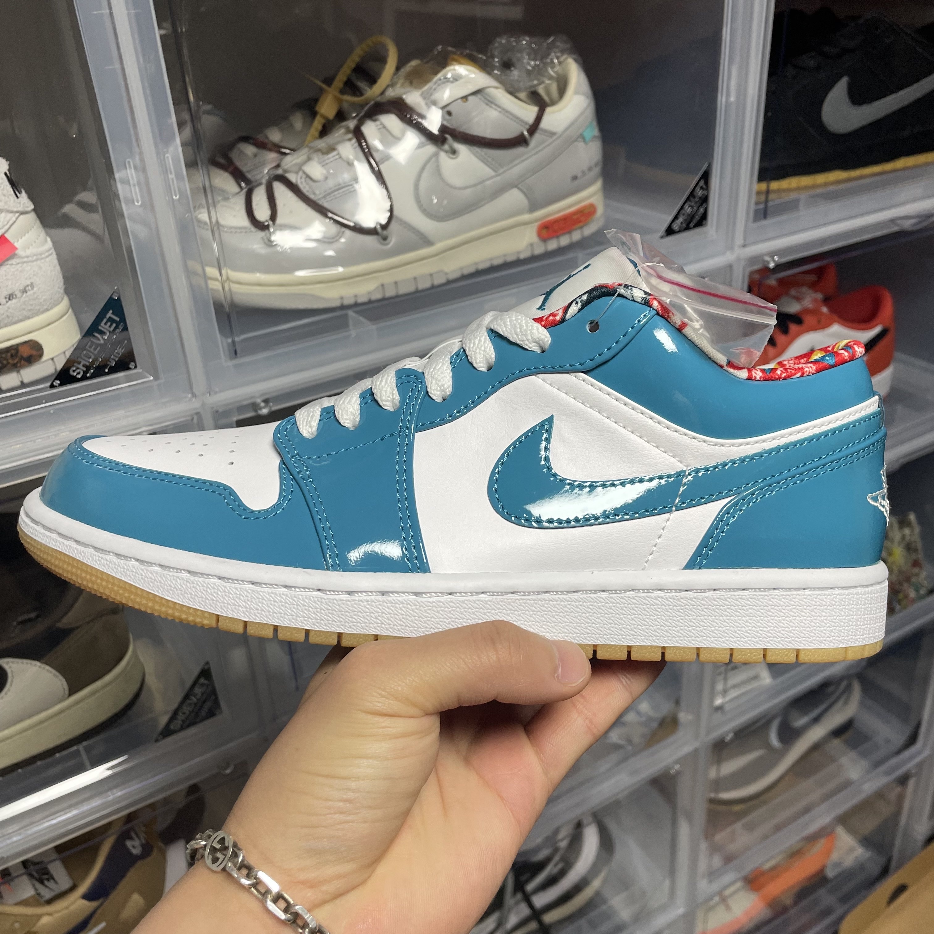 Jordan 1 Low SE Barcelona 착용 스타일