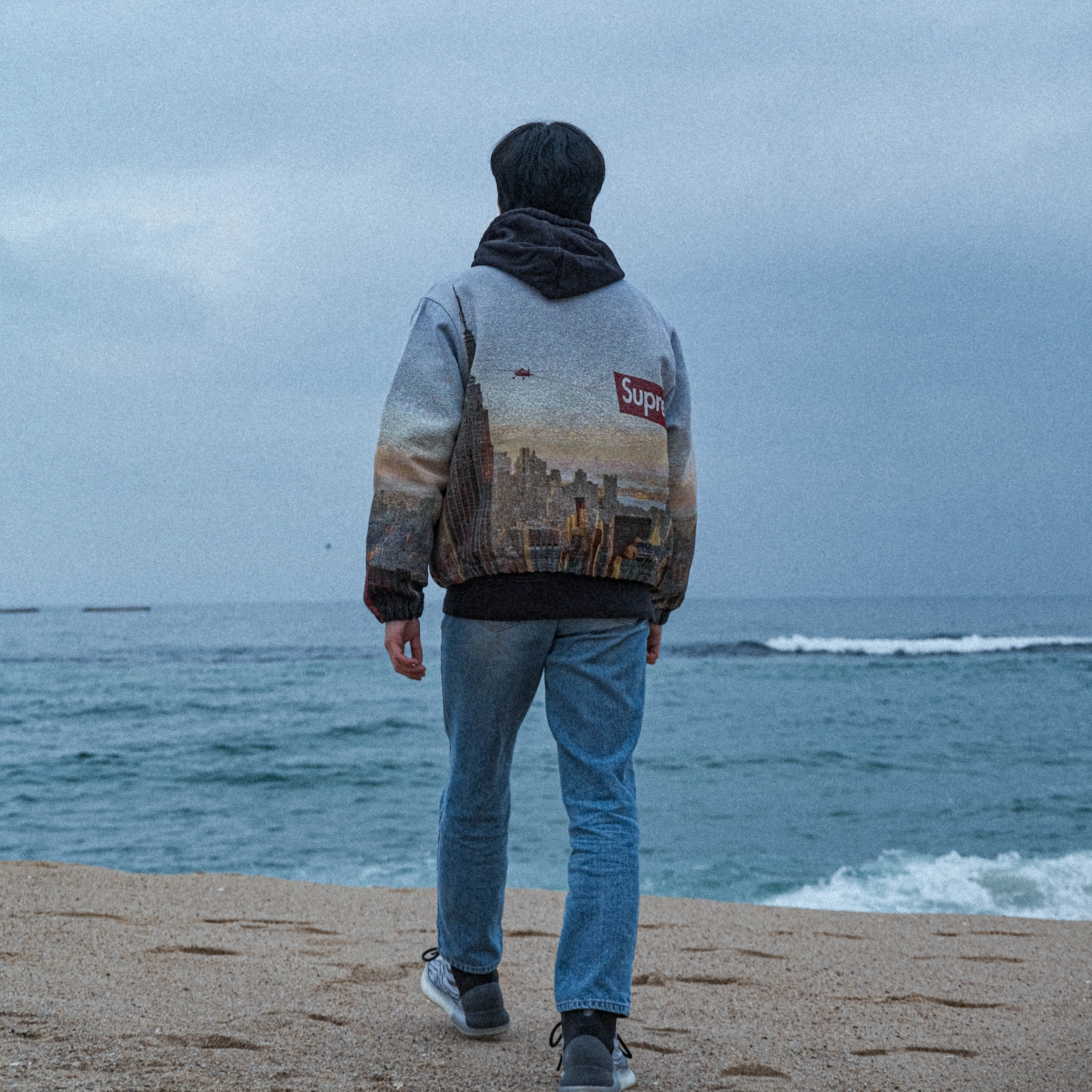 Adidas Yeezy QNTM Lifestyle, Supreme Aerial Tapestry Harrington Jacket - 20FW 착용 스타일
