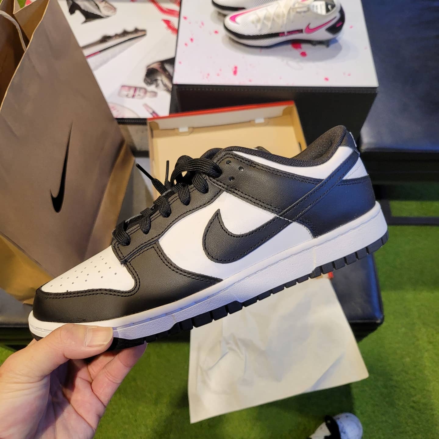 Nike Dunk Low Retro Black 착용 스타일