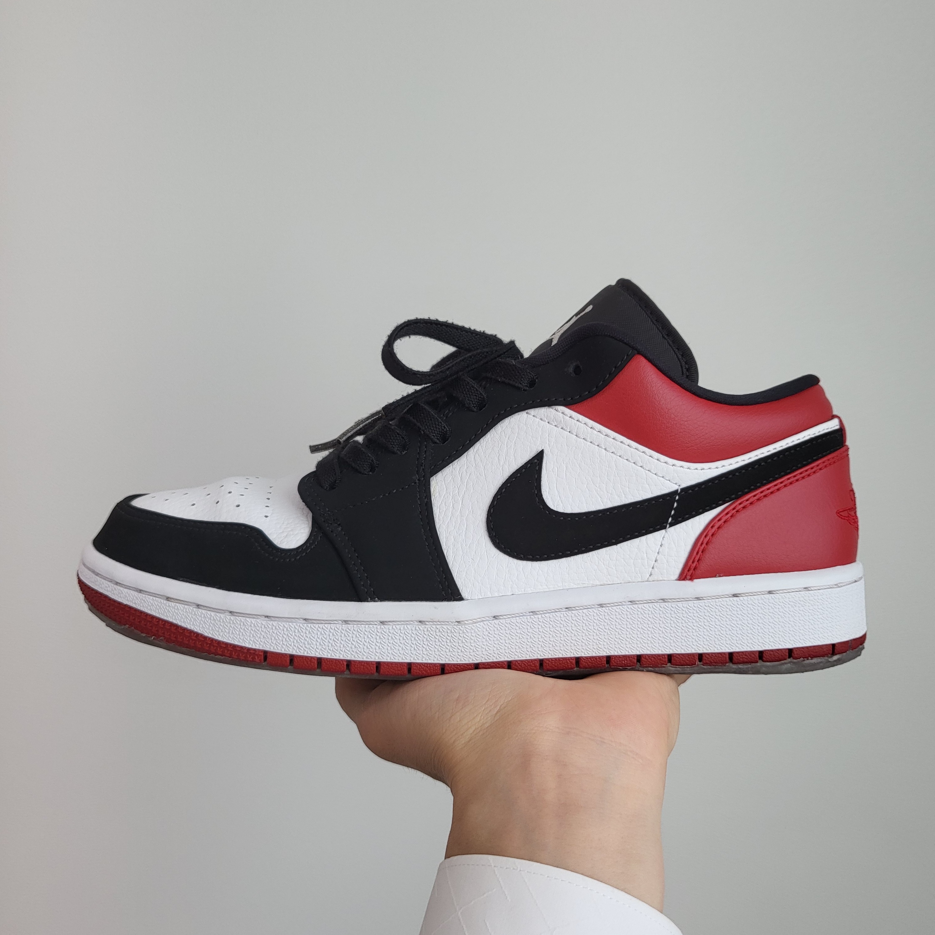 Jordan 1 Low Black Toe, (GS) Jordan 1 Low Black Toe 착용 스타일 - 1
