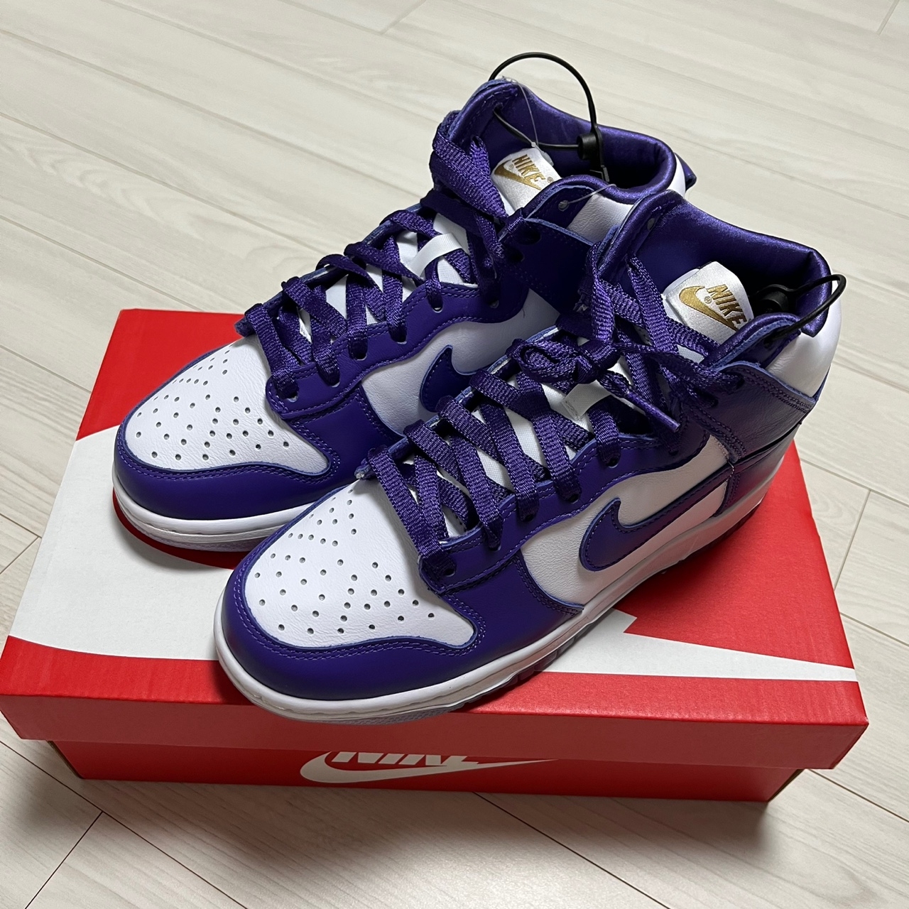 (W) Nike Dunk High SP Varsity Purple 착용 스타일