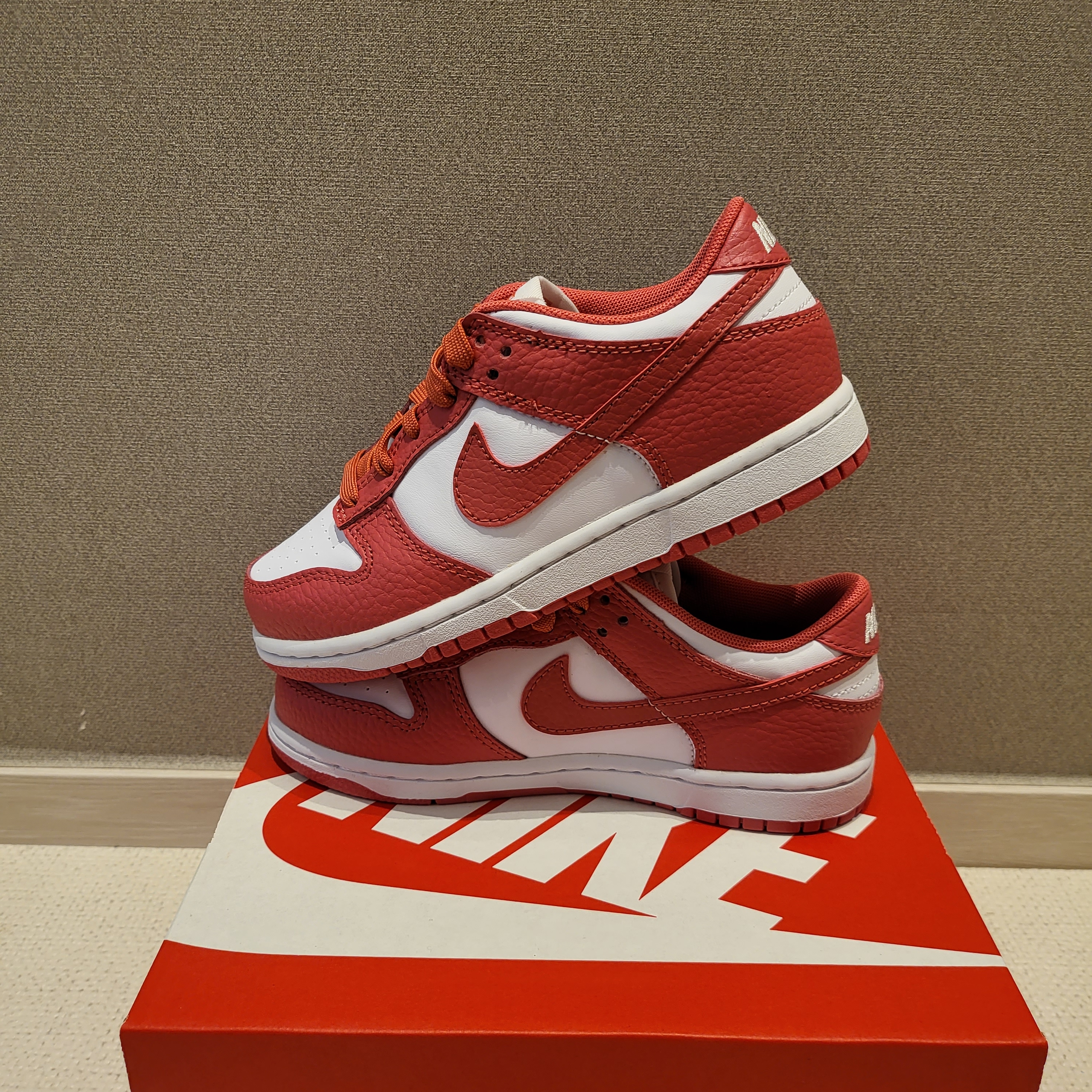 (PS) Nike Dunk Low Archeo Pink 착용 스타일 - 2