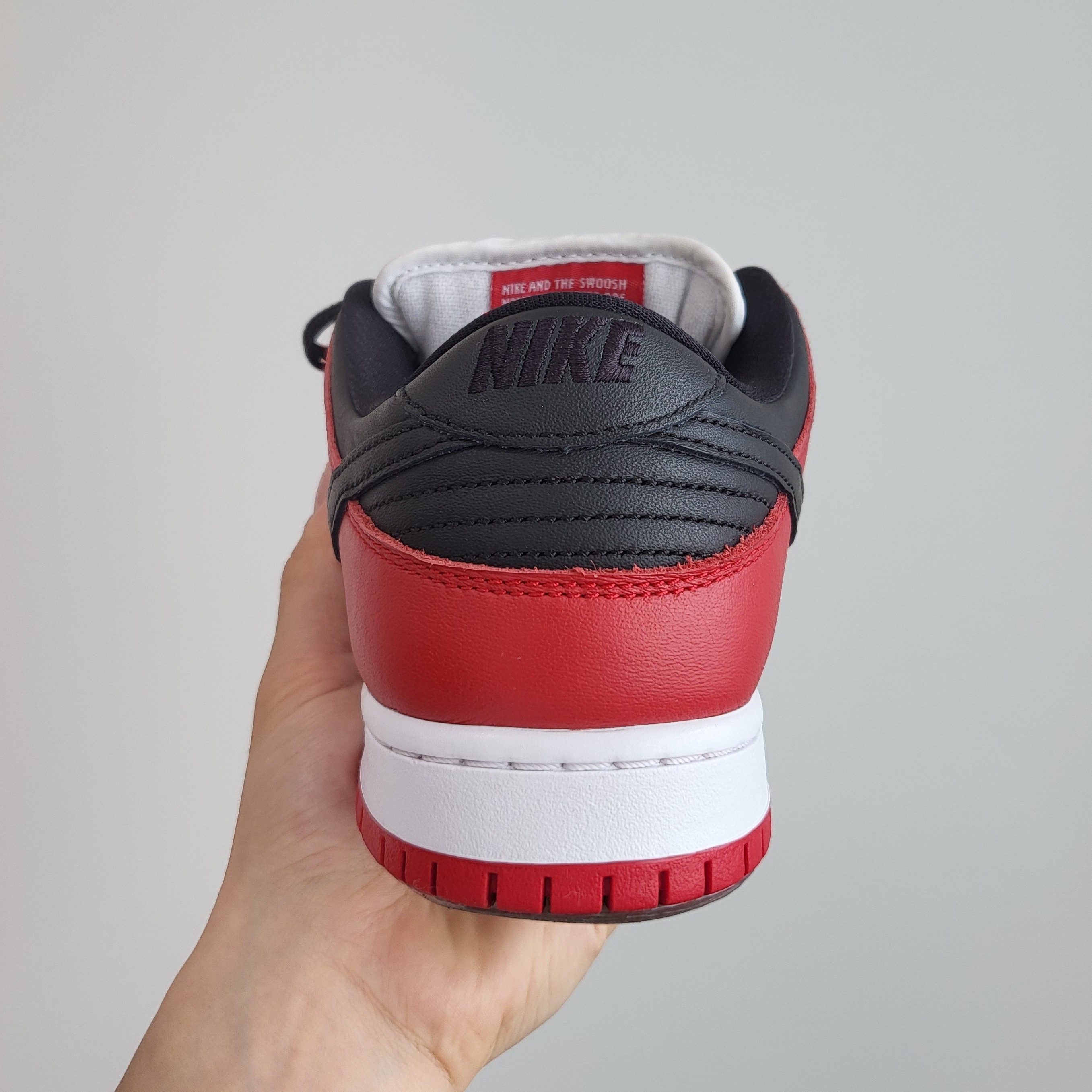 Nike SB Dunk Low Pro Chicago 착용 스타일 - 4