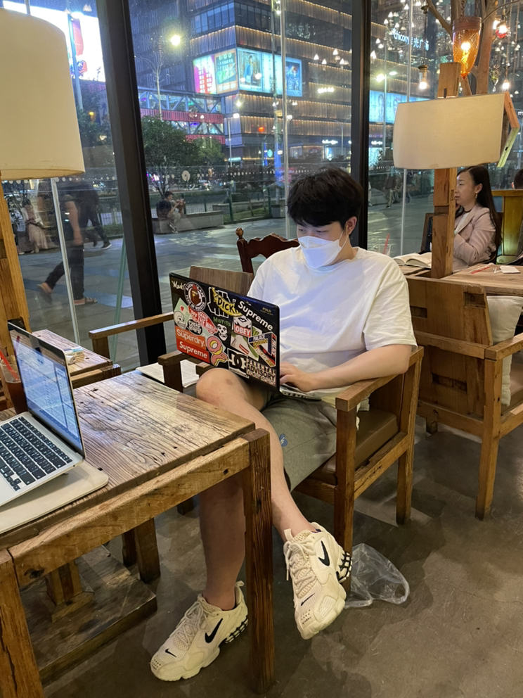 KREAM 프로필 이미지