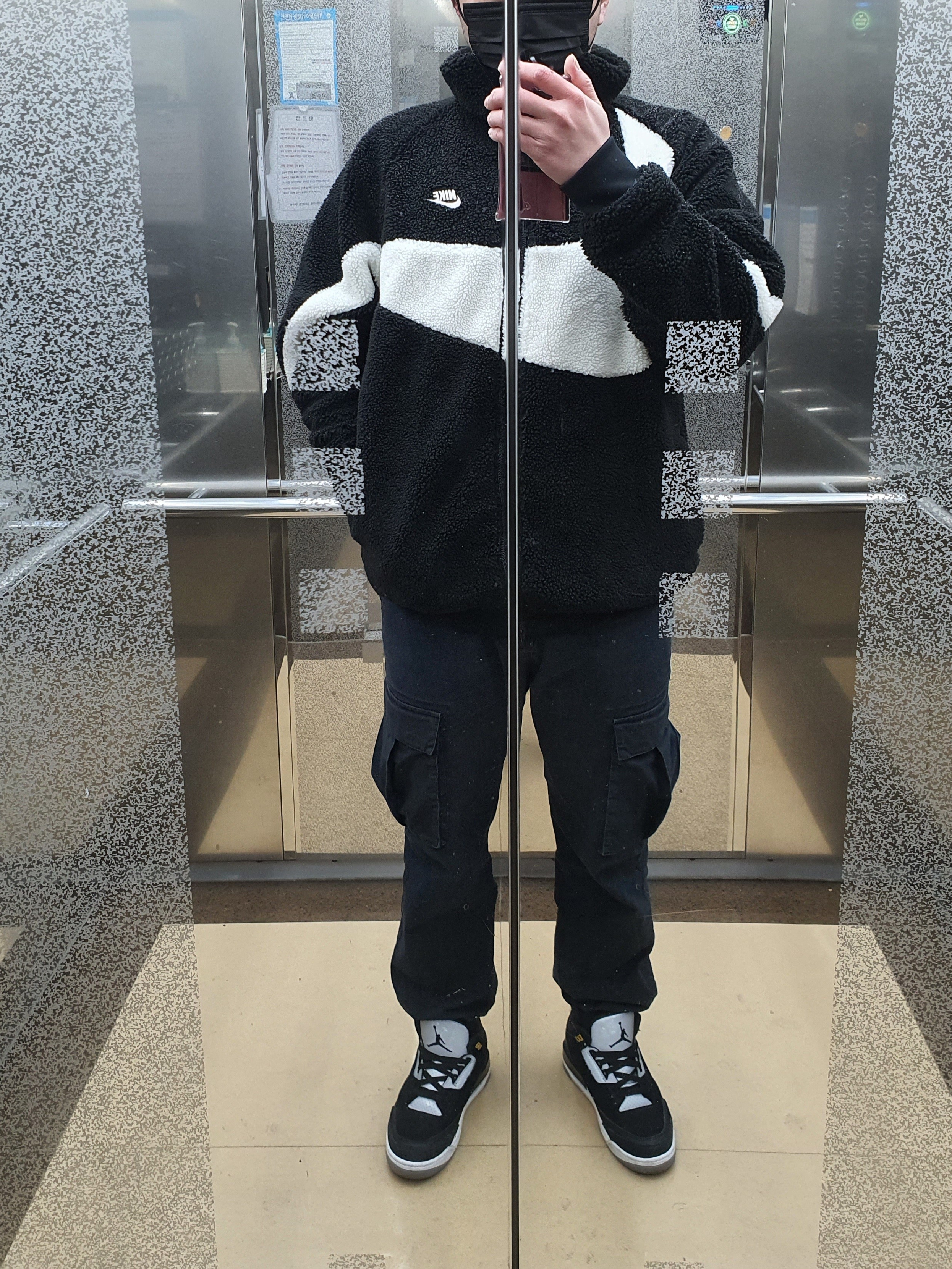 Nike Big Swoosh Full Zip Jacket Black Sail, Jordan 3 Retro Tinker Black Cement Gold 착용 스타일 - 5