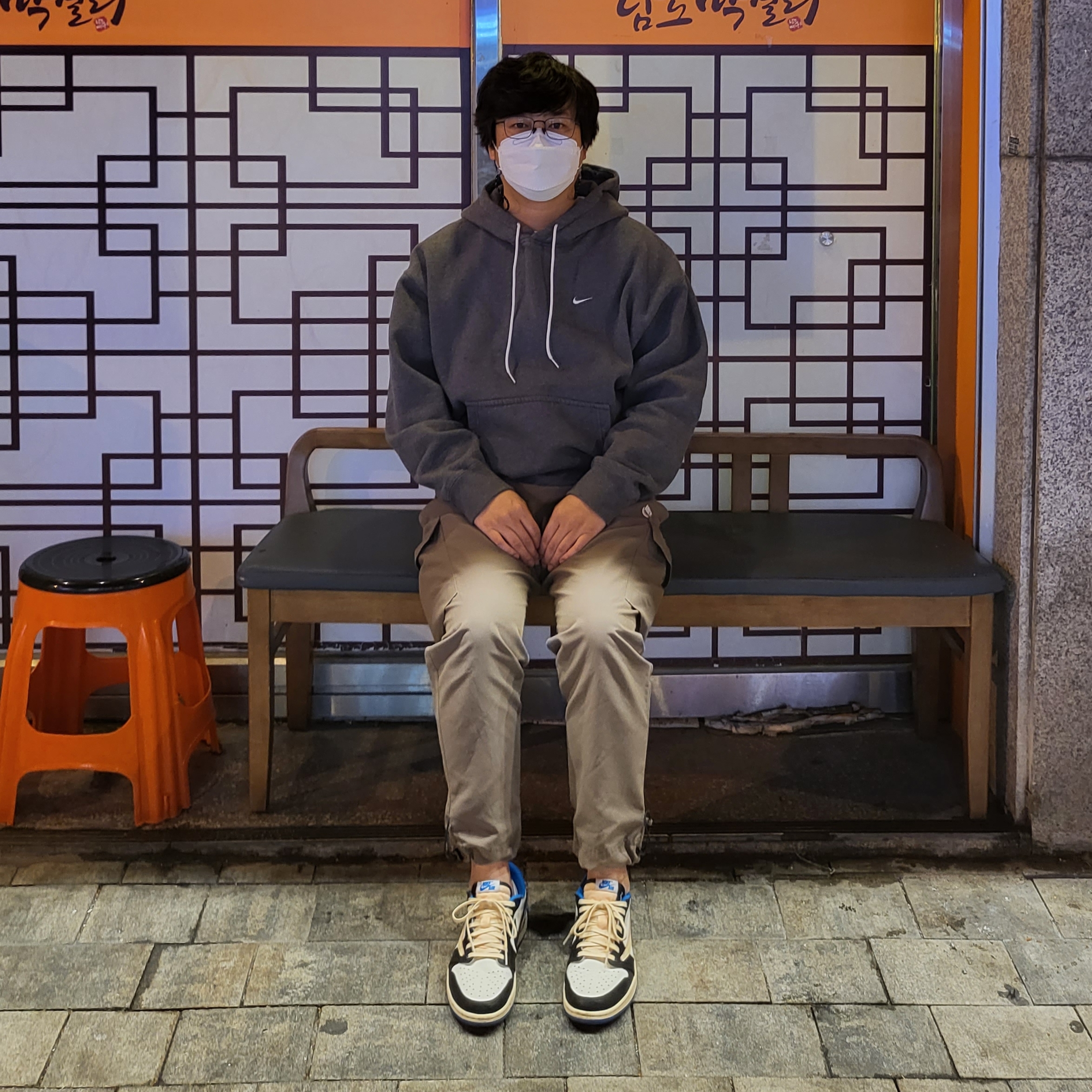 Jordan 1 x Travis Scott x Fragment Retro Low OG SP Military Blue 착용 스타일