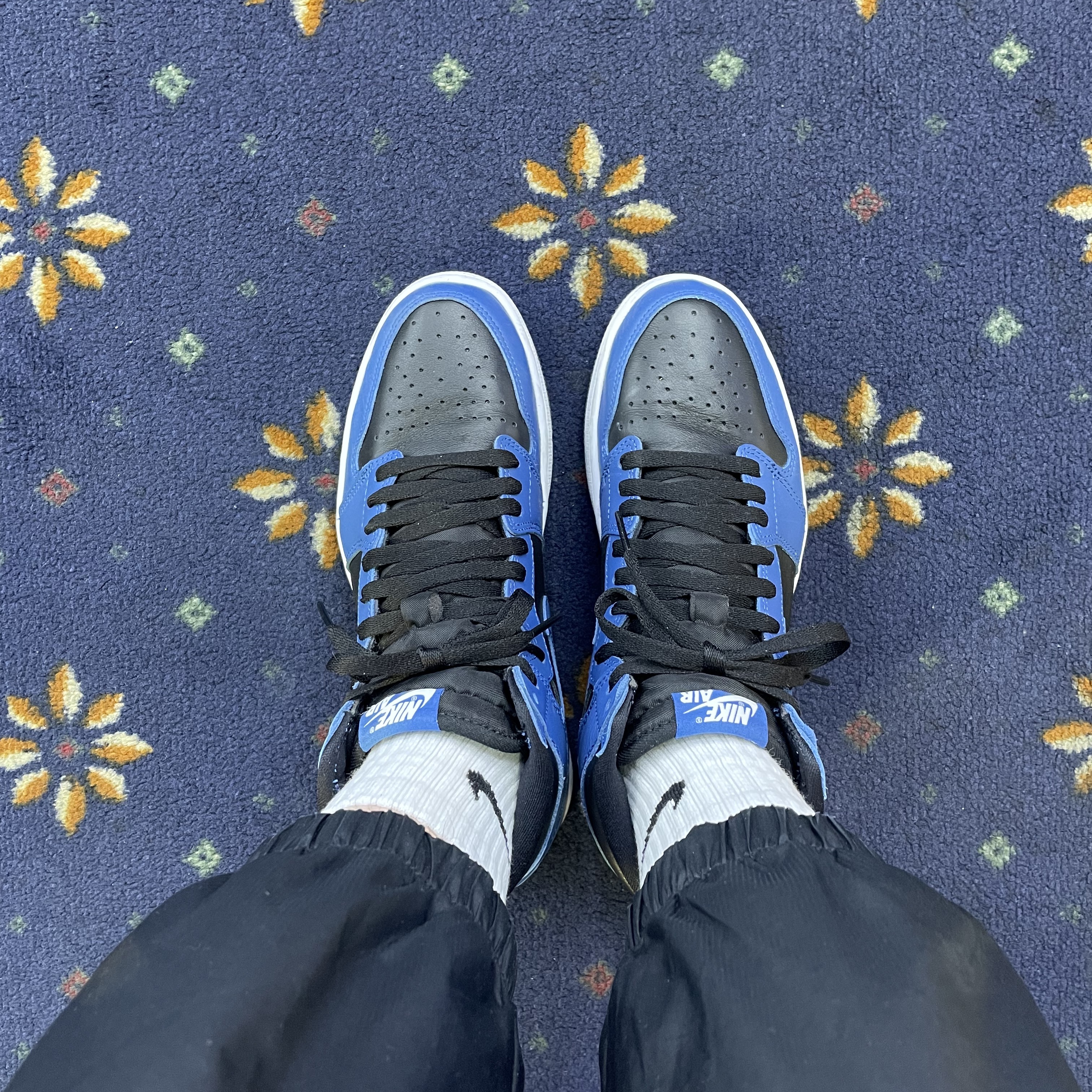 Jordan 1 Retro High OG Dark Marina Blue 착용 스타일 - 2