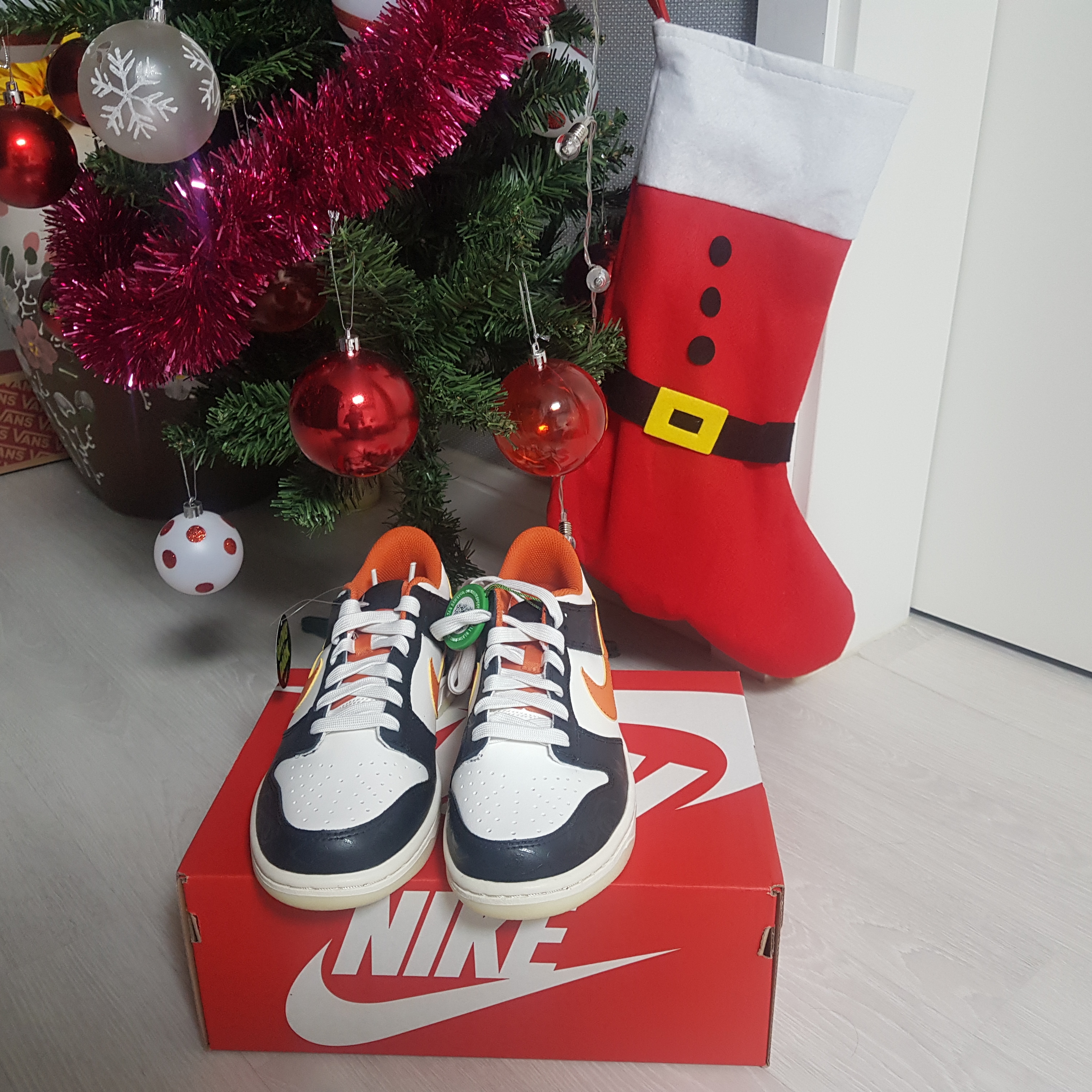 Nike Dunk Low Retro PRM Halloween, (GS) Nike Dunk Low PRM Halloween 착용 스타일 - 1