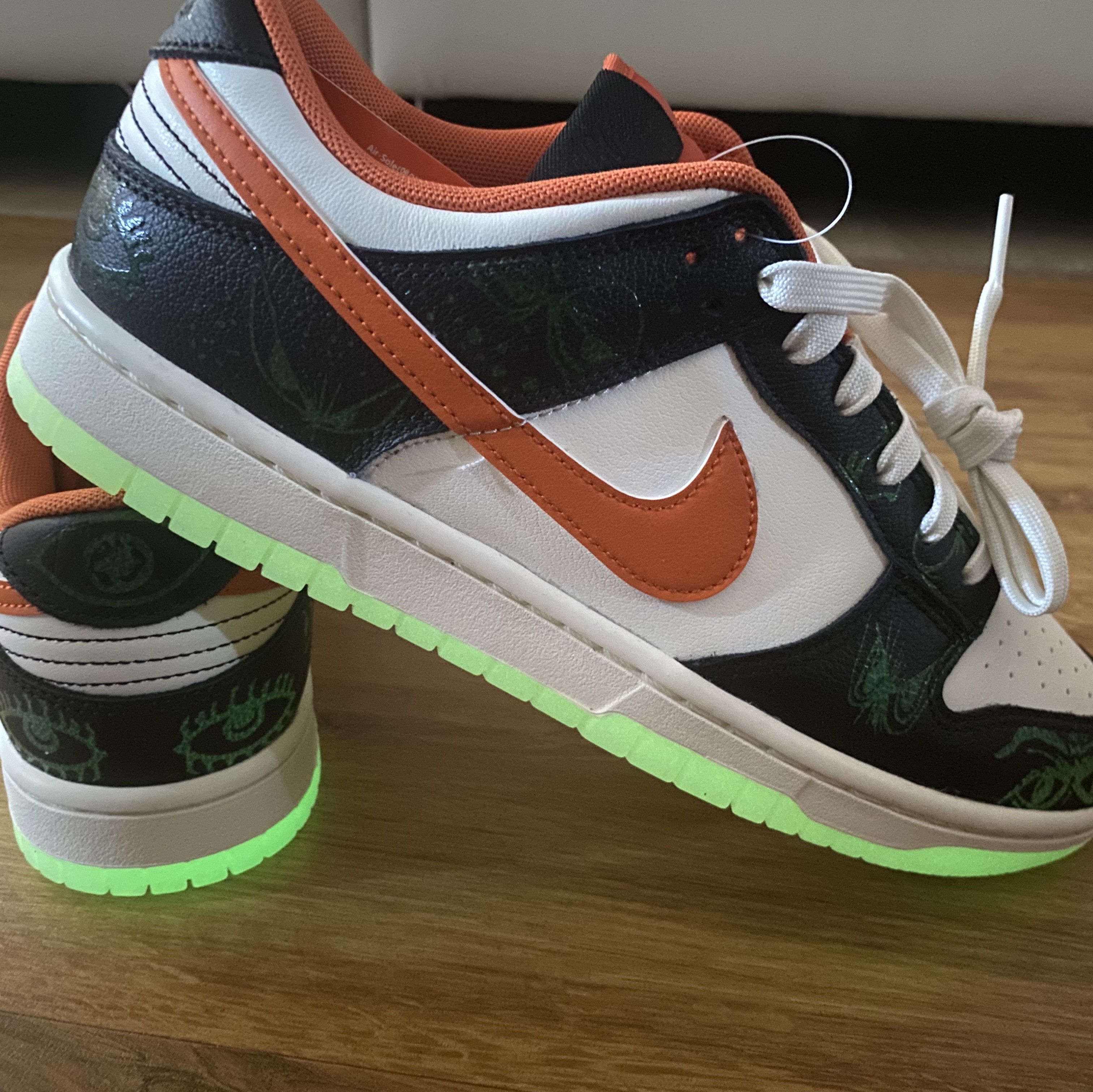Nike Dunk Low Retro PRM Halloween 착용 스타일 - 2