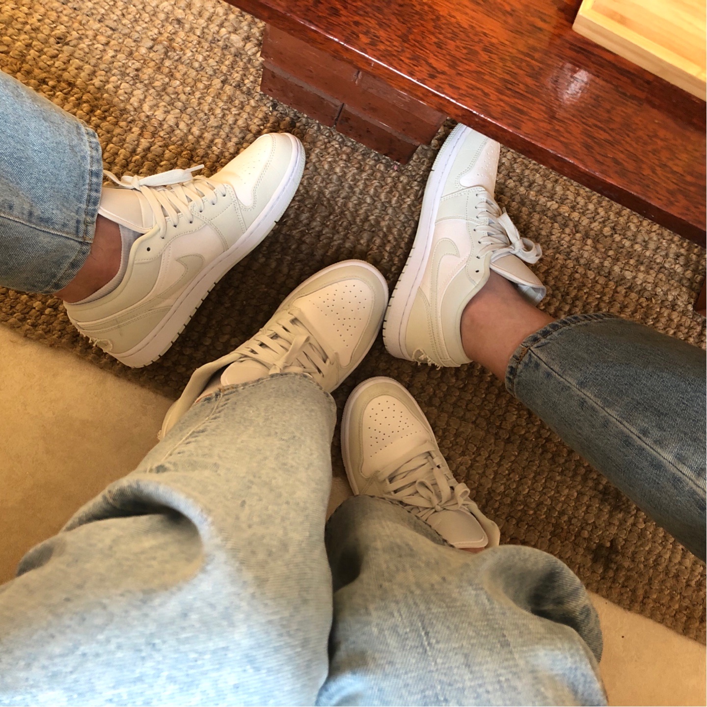 (W) Jordan 1 Low Spruce Aura 착용 스타일