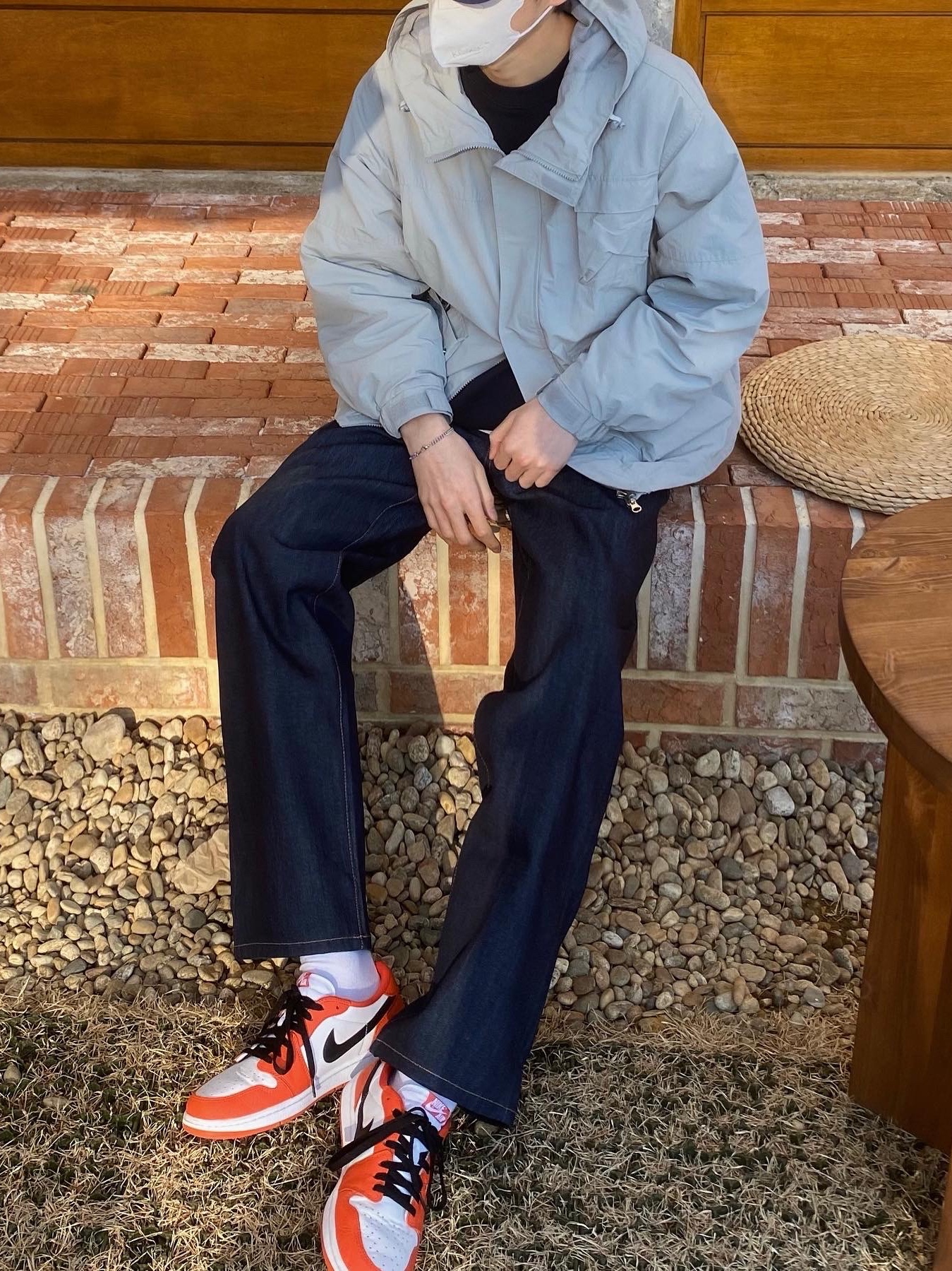 Jordan 1 Low OG Starfish 착용 스타일 - 2