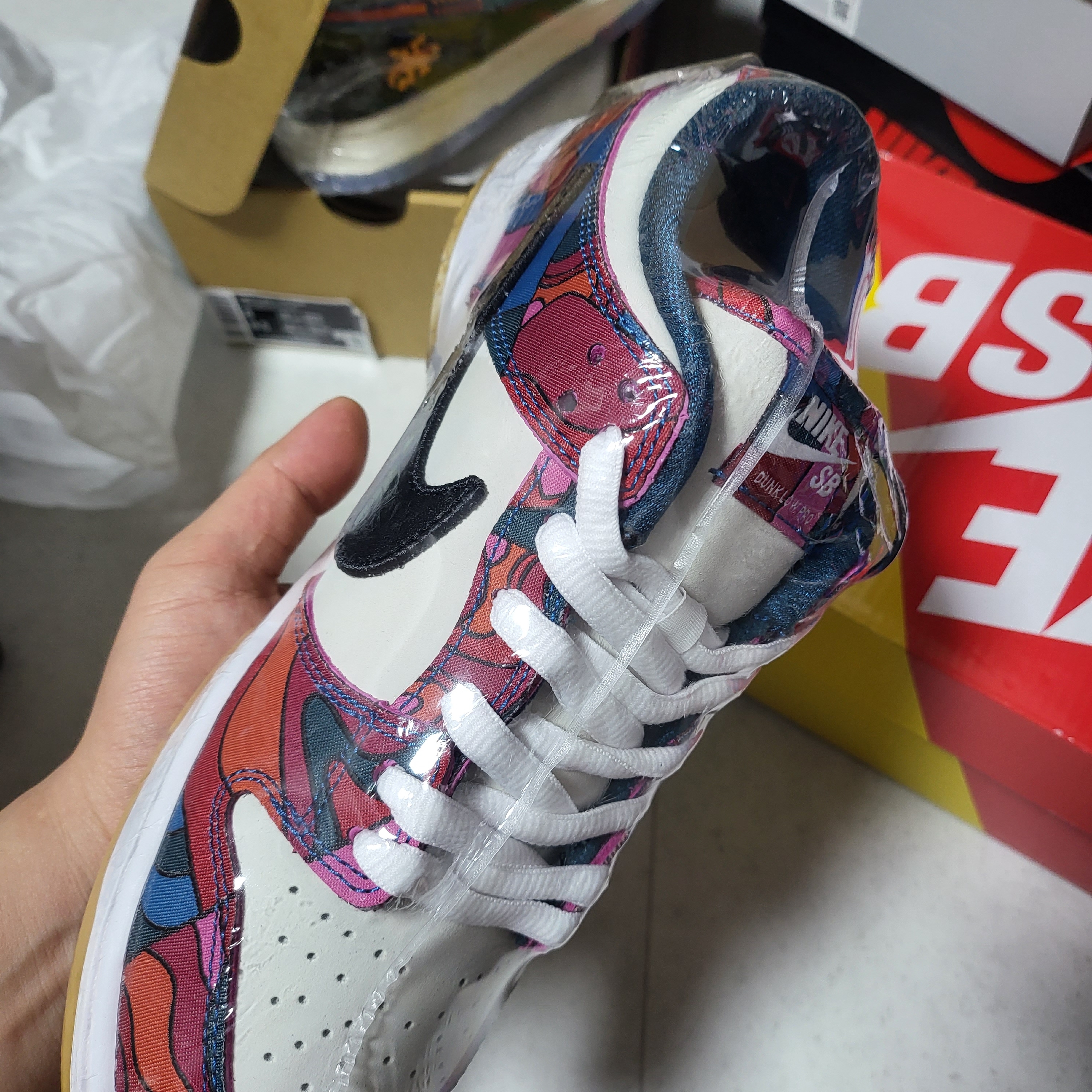 Nike x Parra SB Dunk Low Pro Abstract Art 착용 스타일 - 3