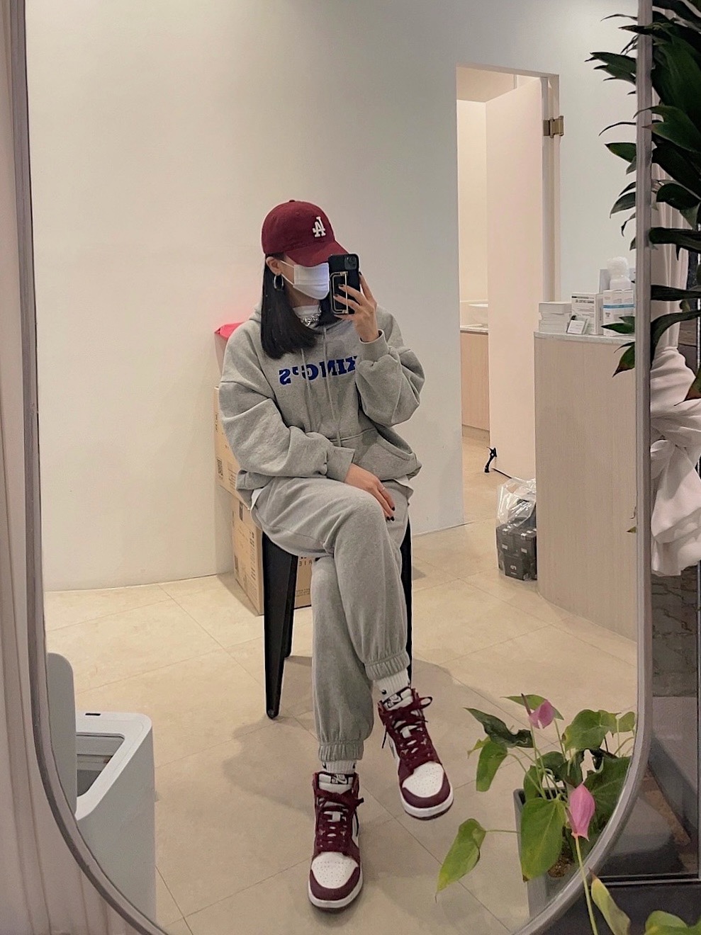 Jordan 1 Retro High OG Bordeaux, (GS) Jordan 1 Retro High OG Bordeaux 착용 스타일 - 1