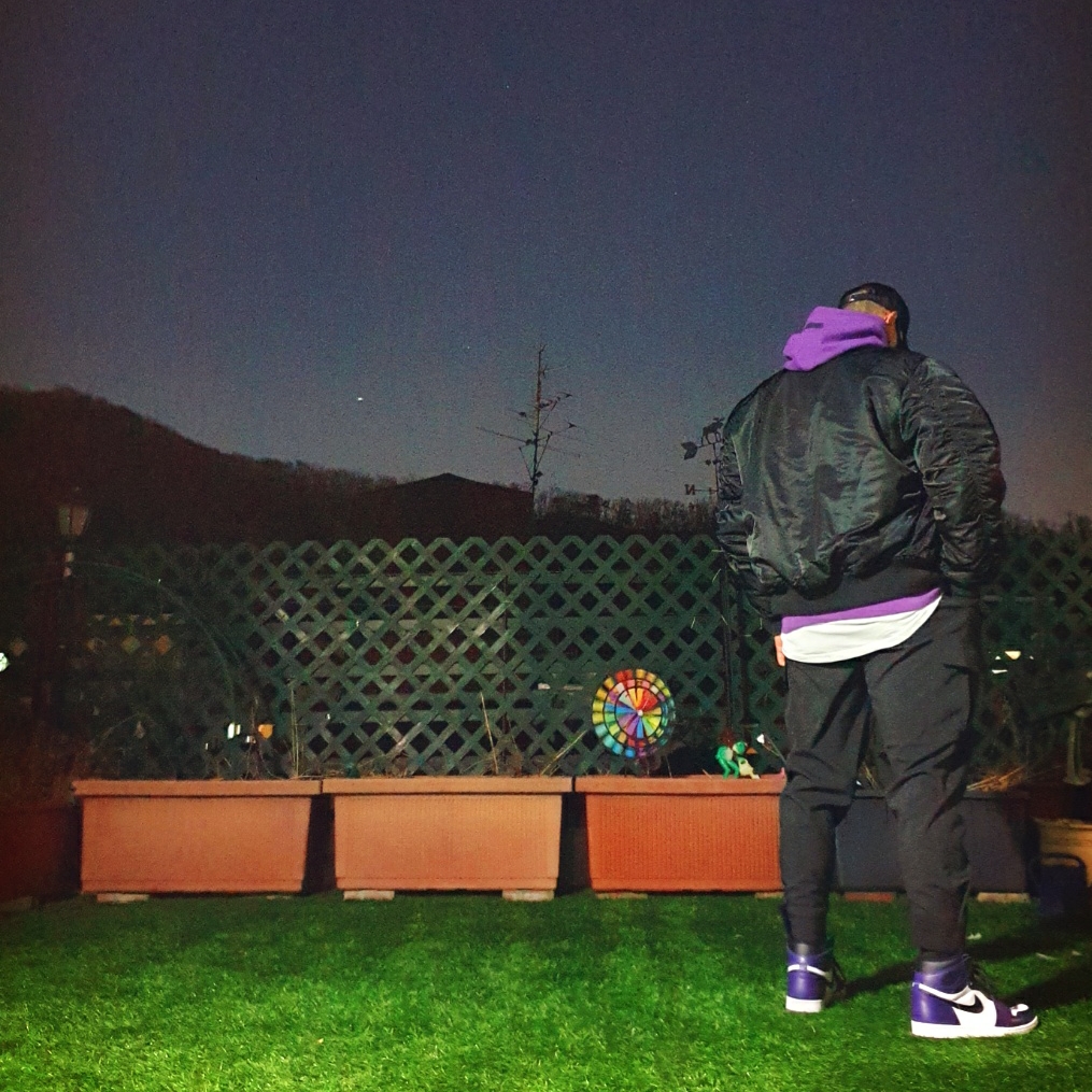 Jordan 1 Retro High OG Court Purple 2020 착용 스타일 - 3