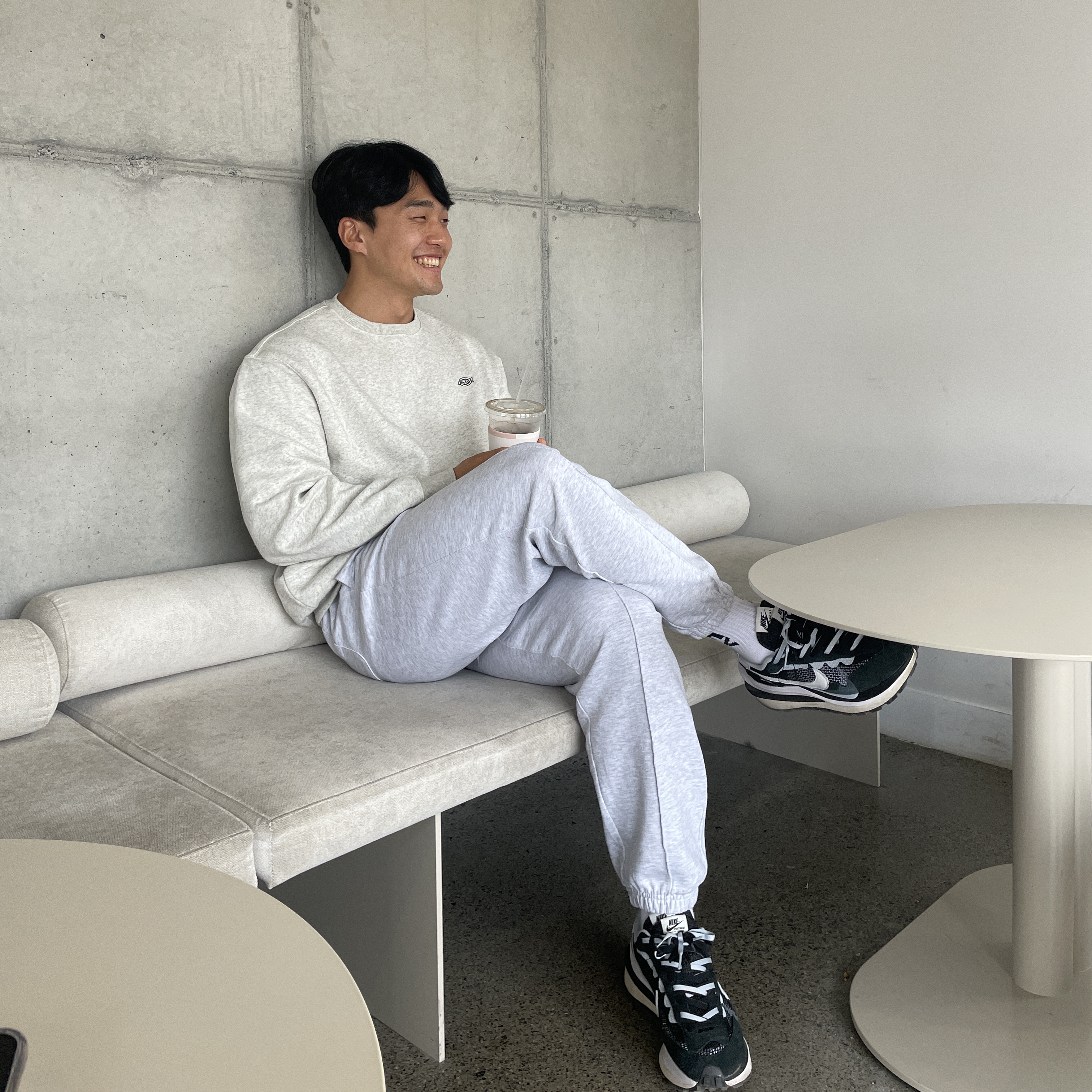 Nike x Sacai VaporWaffle Black White 착용 스타일 - 2