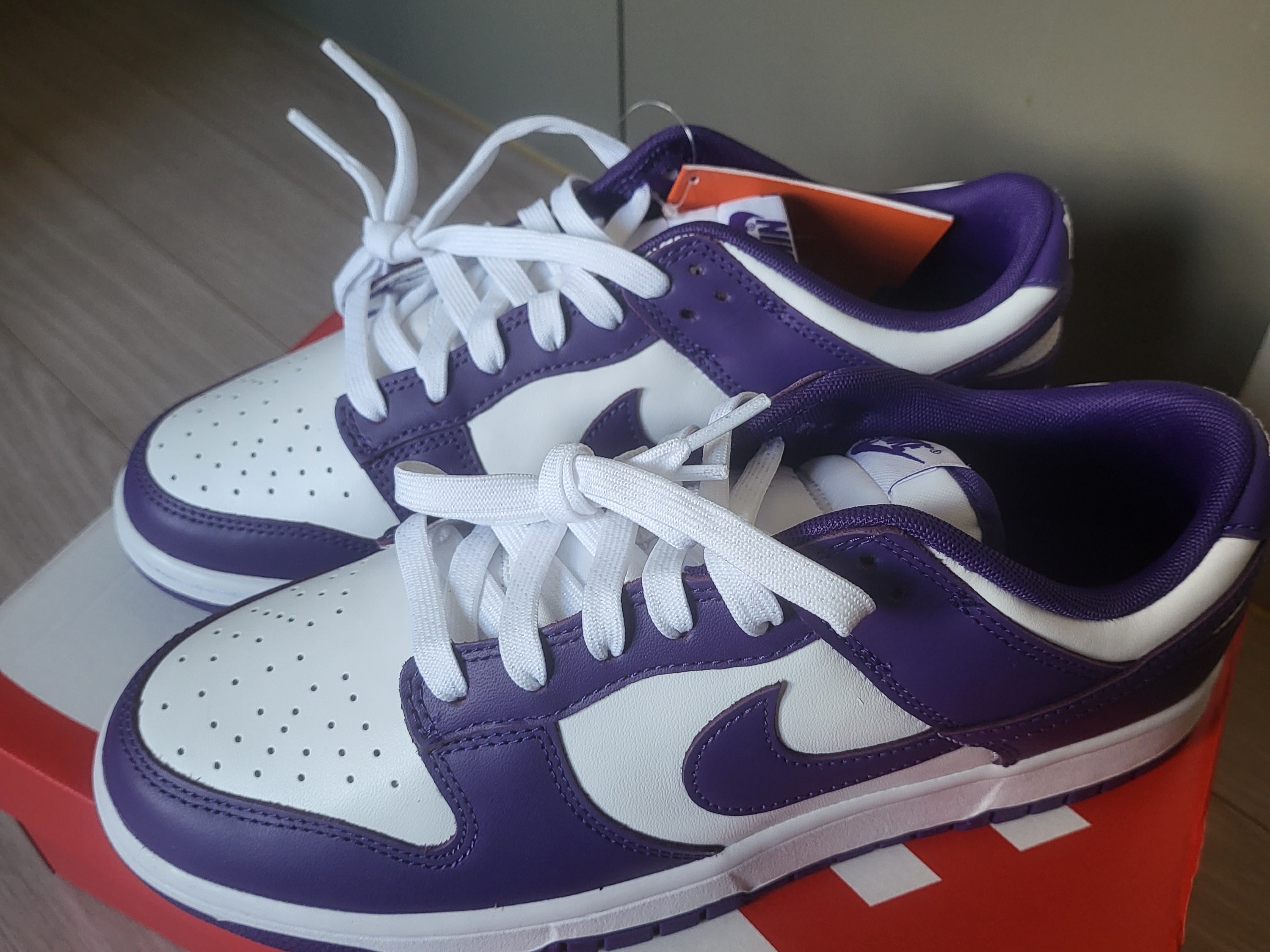 Nike Dunk Low Retro Championship Court Purple 착용 스타일 - 4