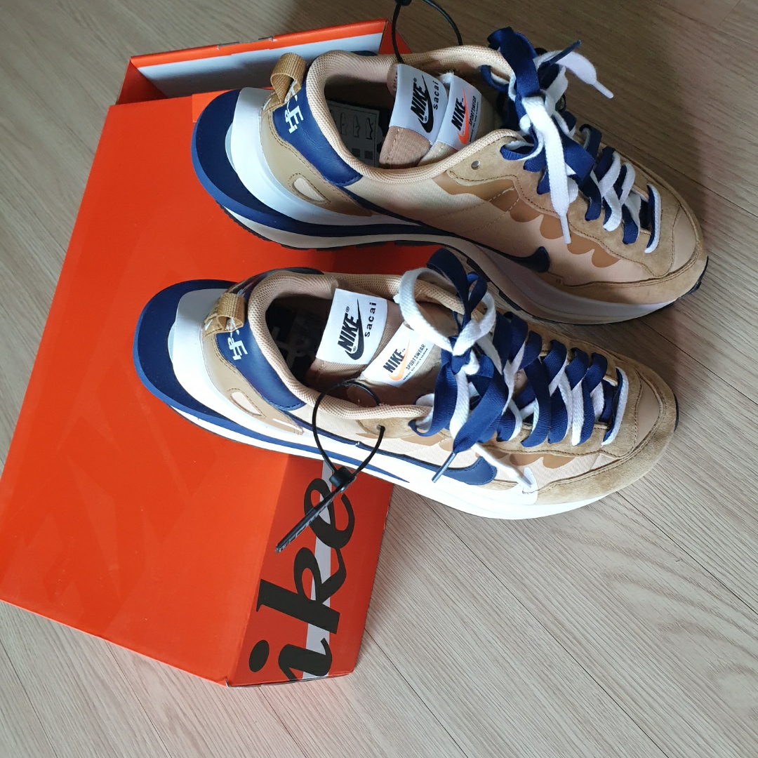 Nike x Sacai VaporWaffle Sesame and Blue Void 착용 스타일 - 1