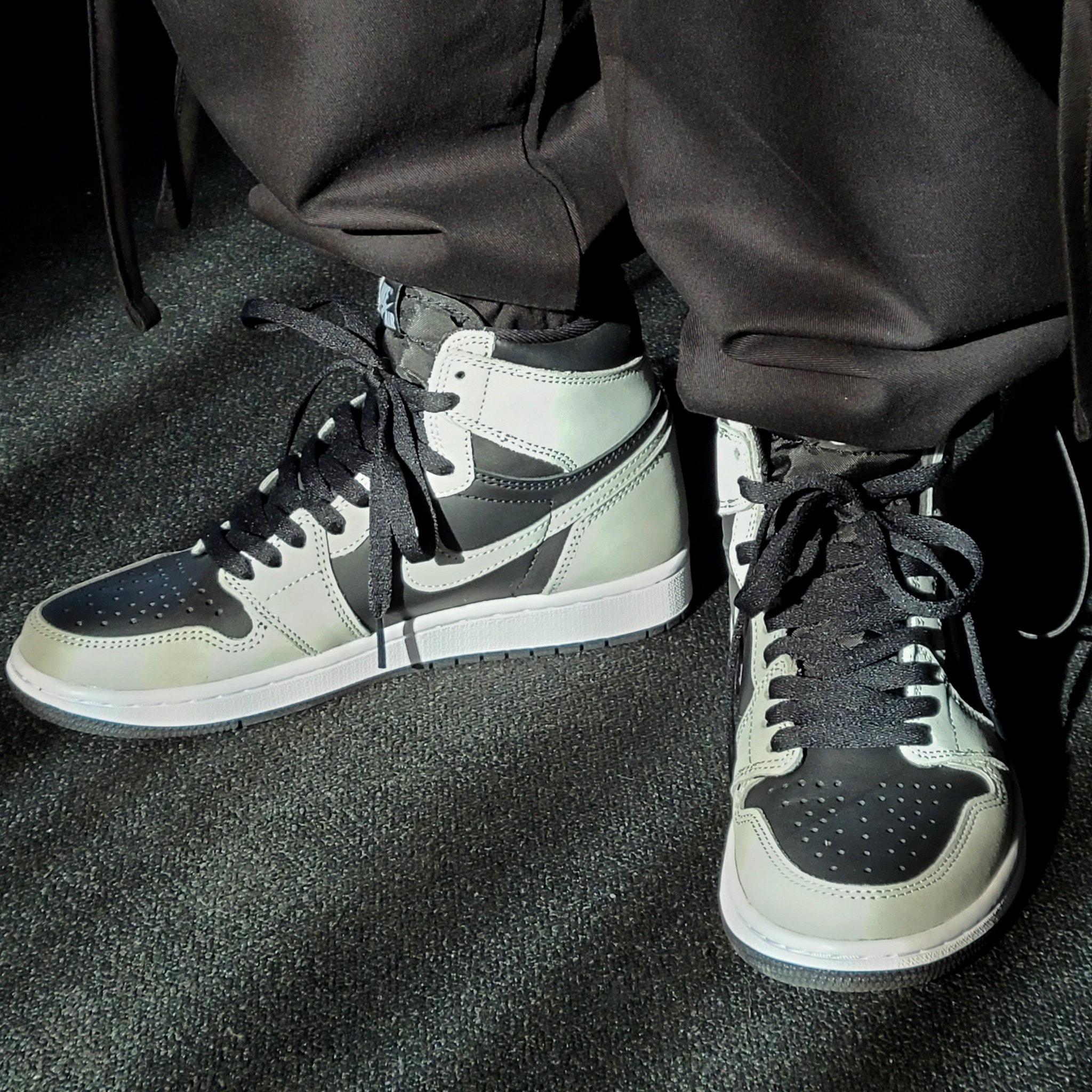 Jordan 1 Retro High OG Shadow 2.0 착용 스타일 - 1