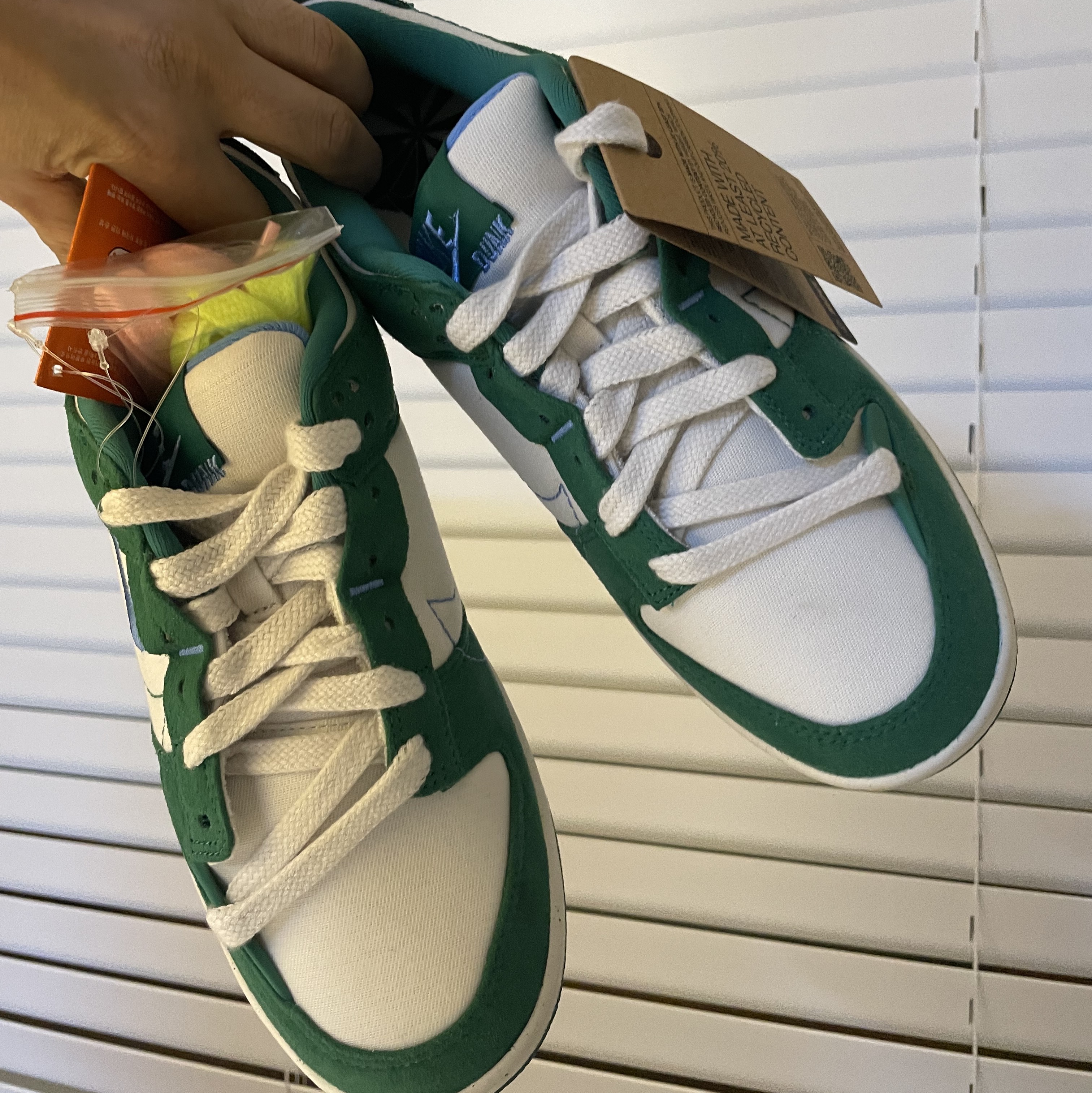 (W) Nike Dunk Low Disrupt 2 Phantom University Blue 착용 스타일 - 3