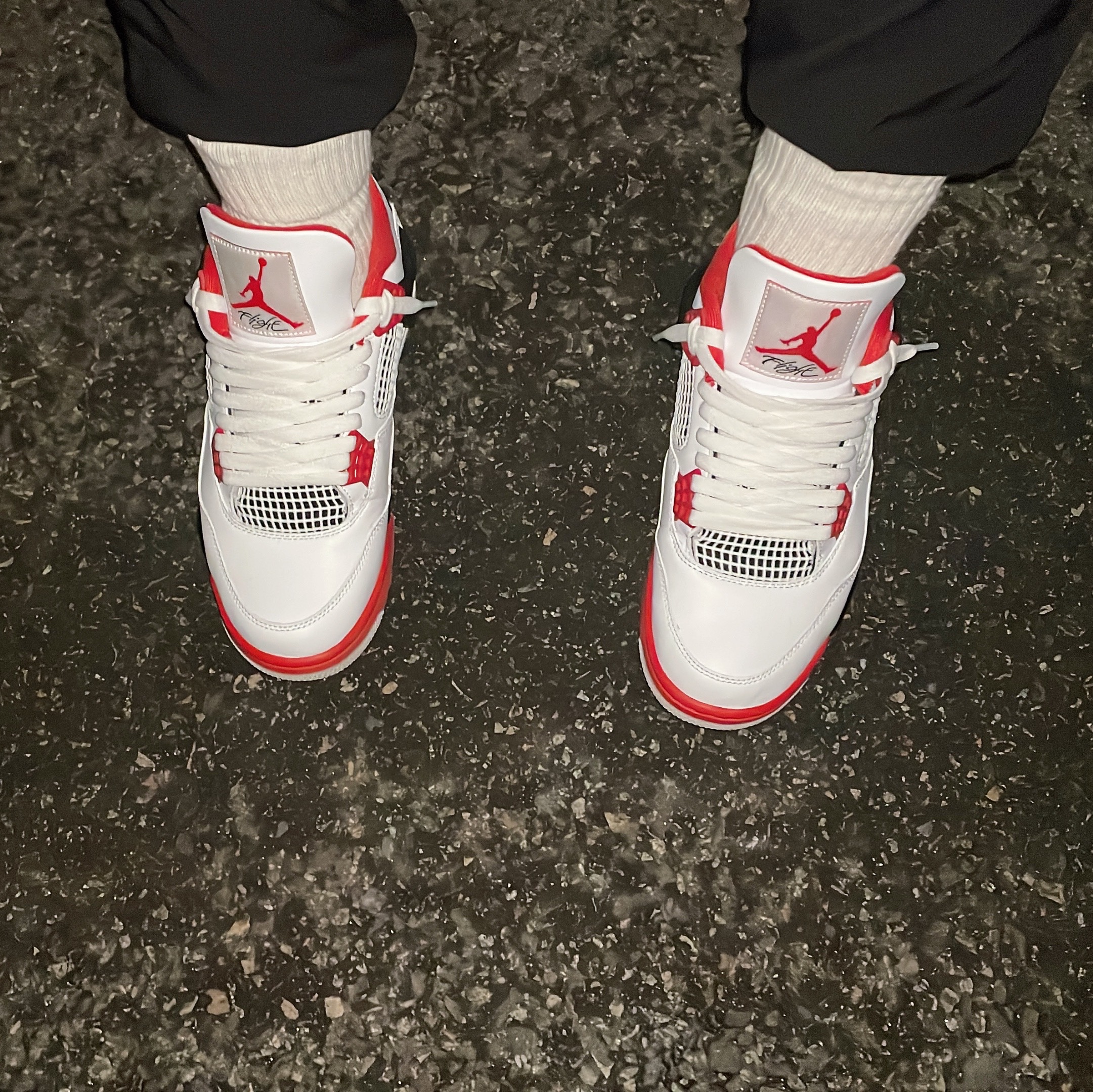 Jordan 4 Retro OG Fire Red 2020 착용 스타일