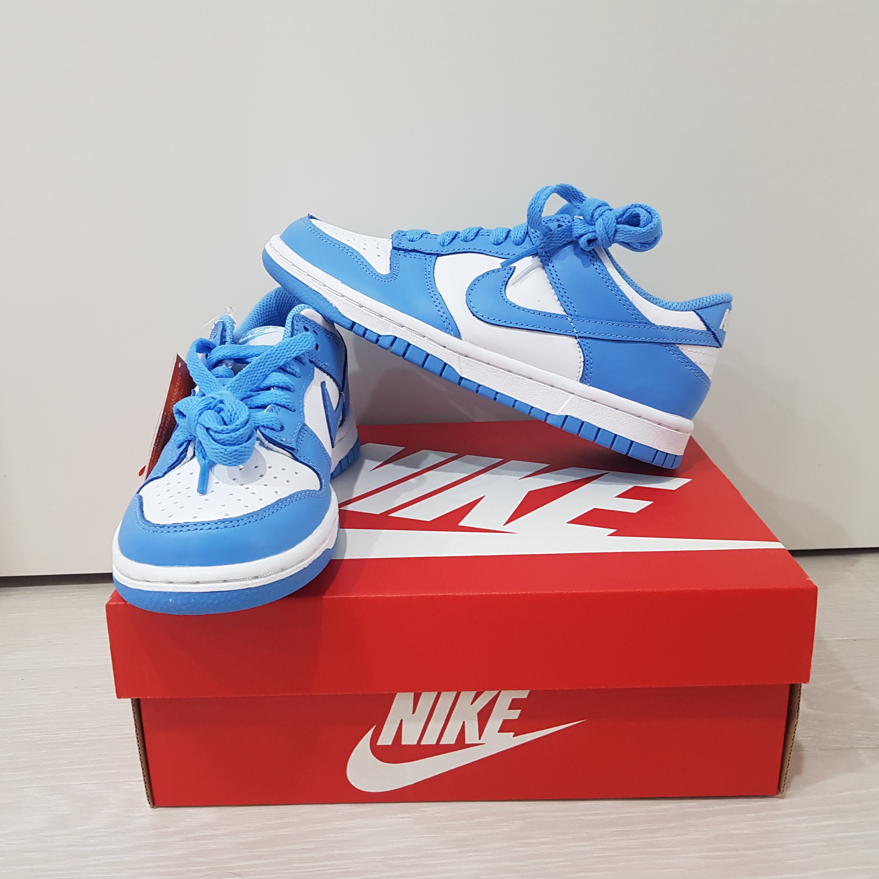 (PS) Nike Dunk Low Black, (GS) Nike Dunk Low University Blue 착용 스타일 - 2