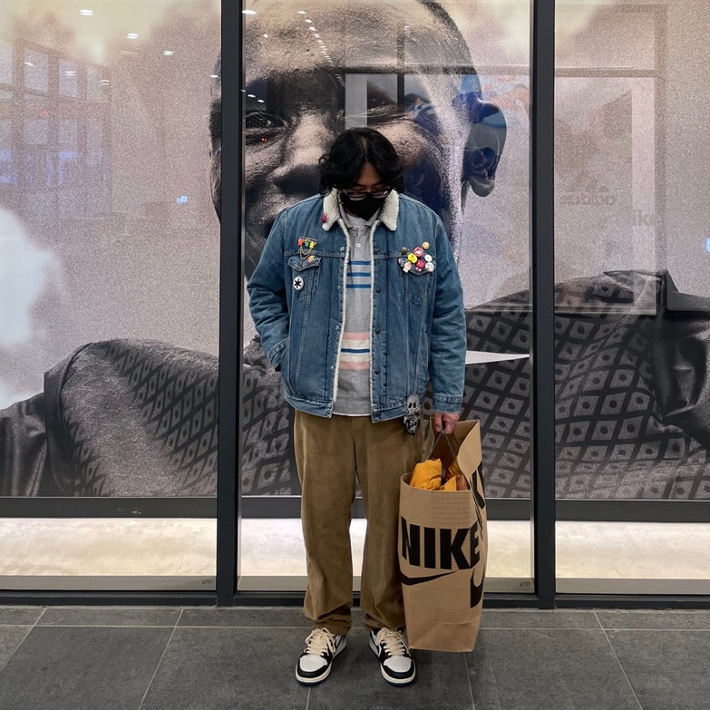 Jordan 1 x Travis Scott x Fragment Retro Low OG SP Military Blue 착용 스타일 - 2