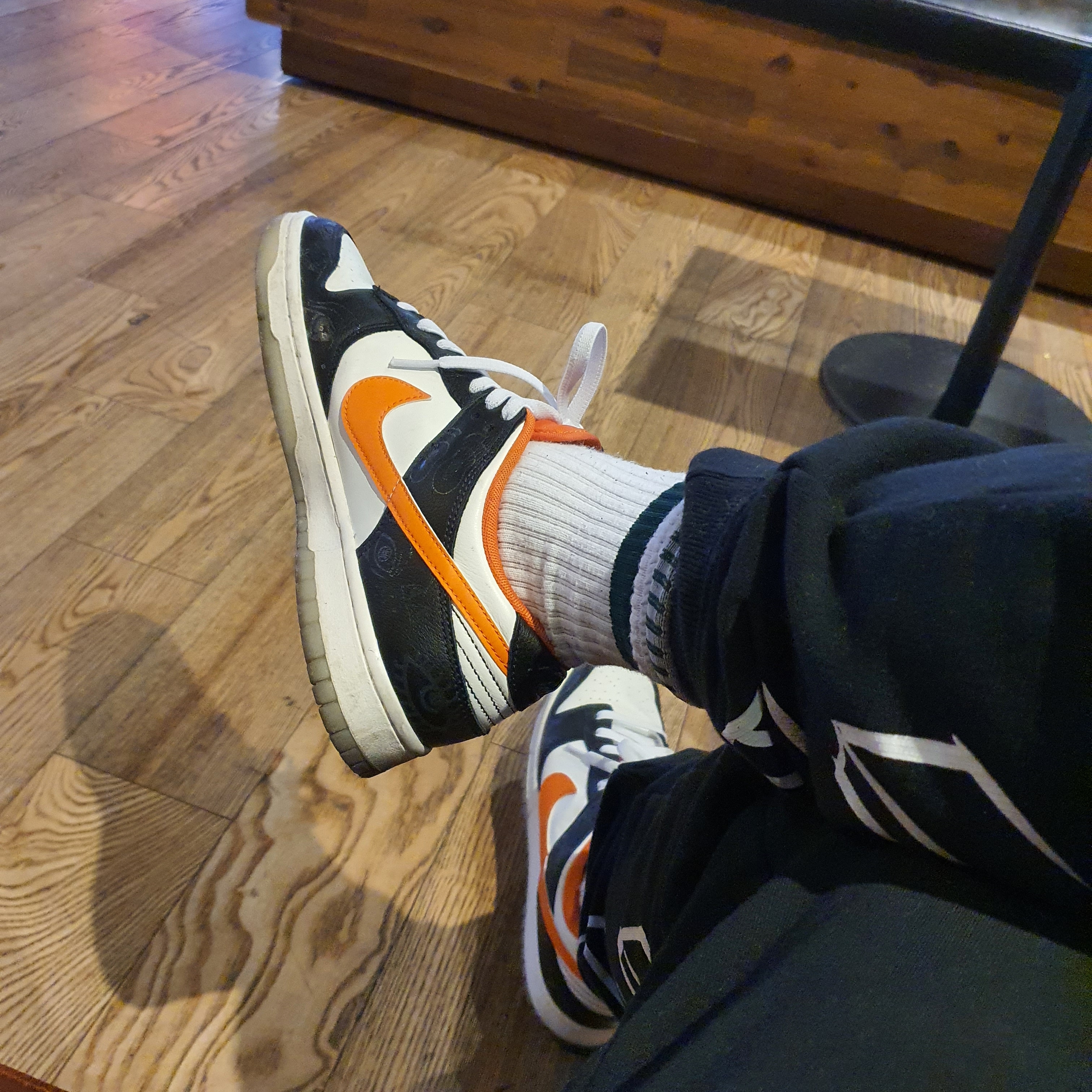Nike Dunk Low Retro PRM Halloween 착용 스타일