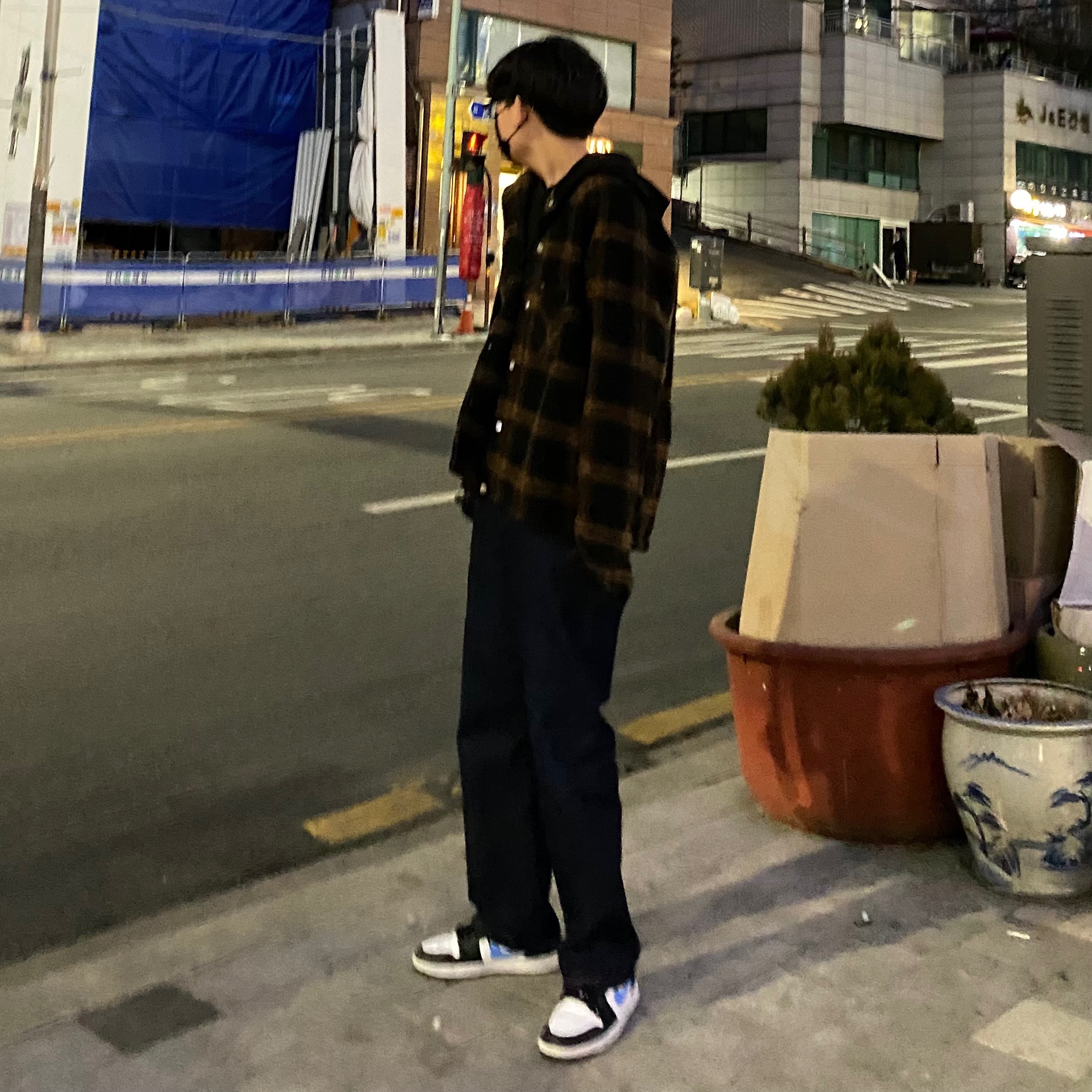 (W) Jordan 1 Low Black University Blue 착용 스타일