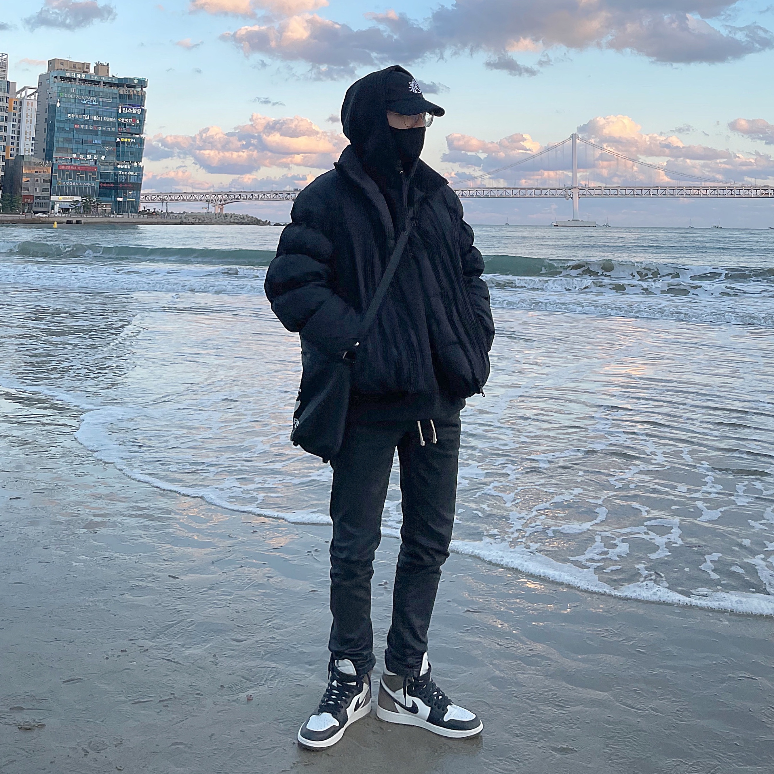 Jordan 1 Retro High OG Black Mocha 착용 스타일