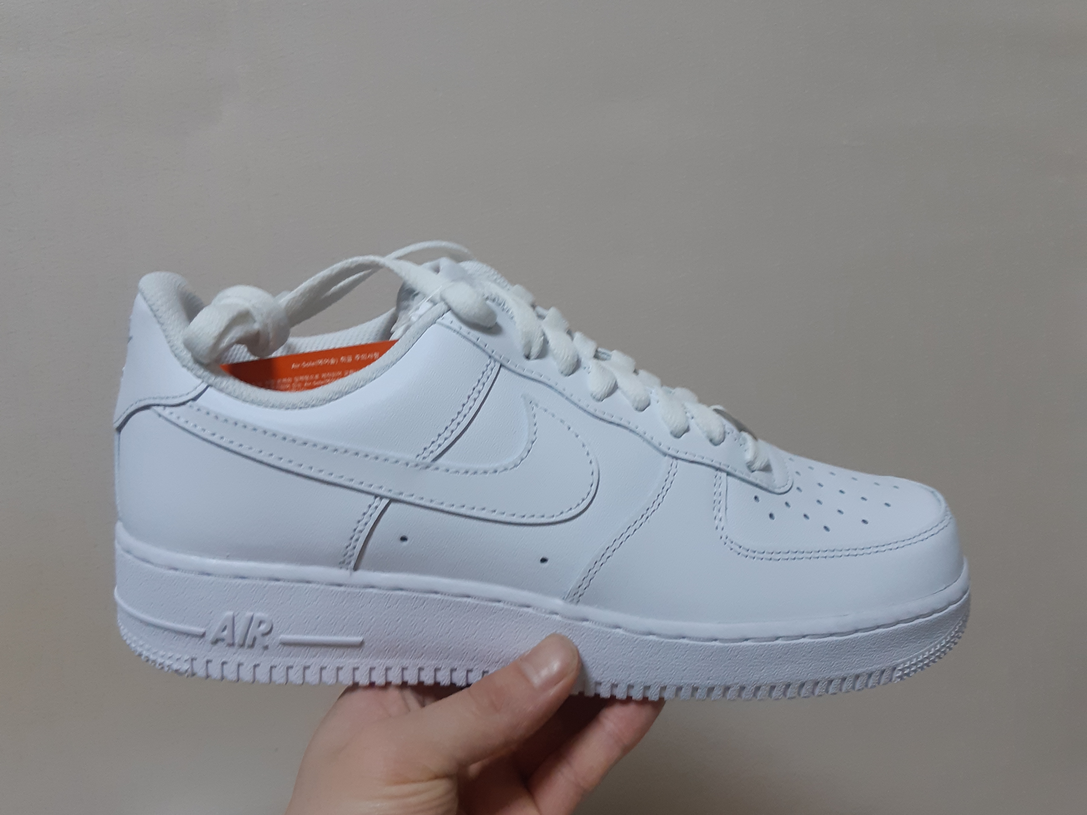 Nike Air Force 1 '07 Low White 착용 스타일