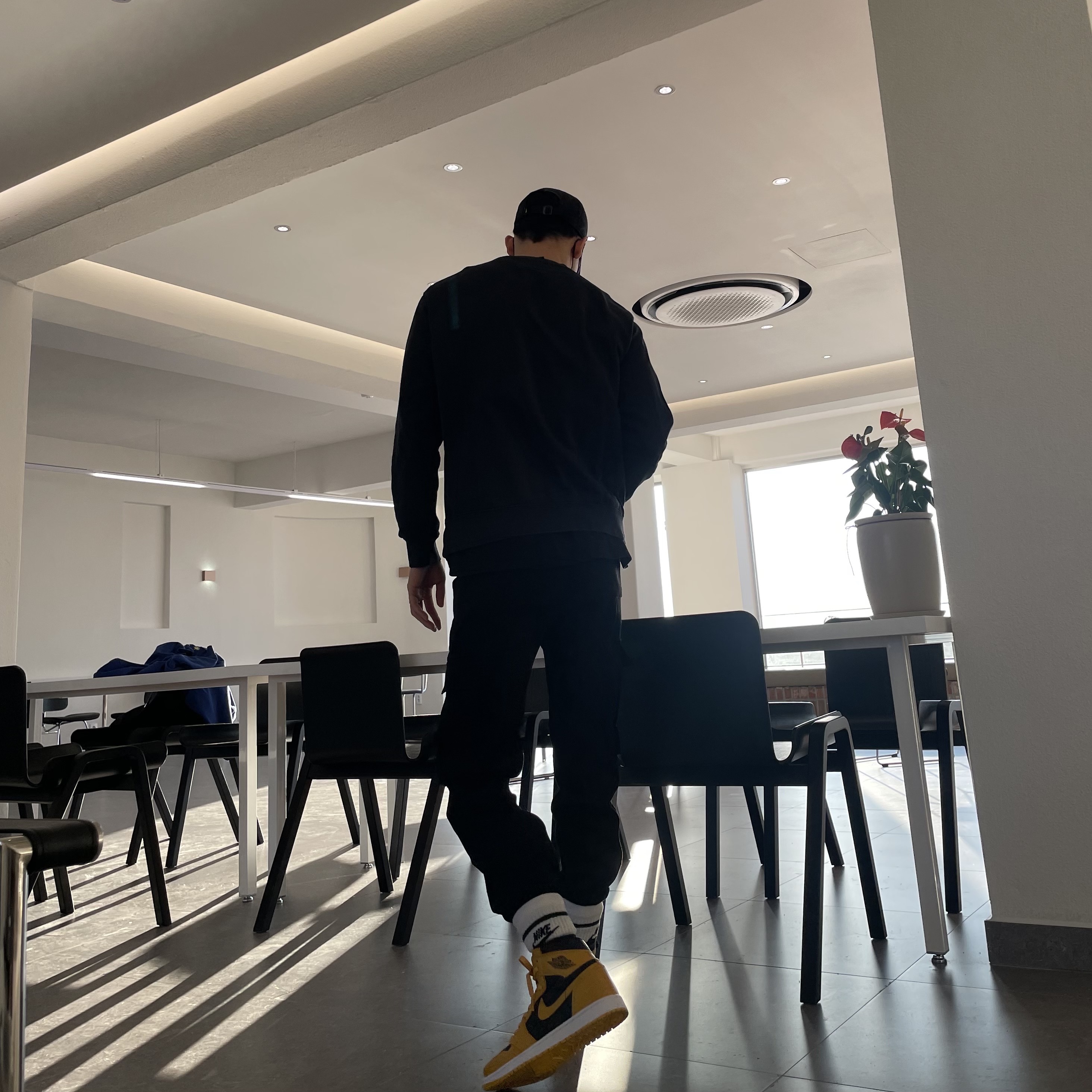 Jordan 1 Retro High OG Pollen 착용 스타일